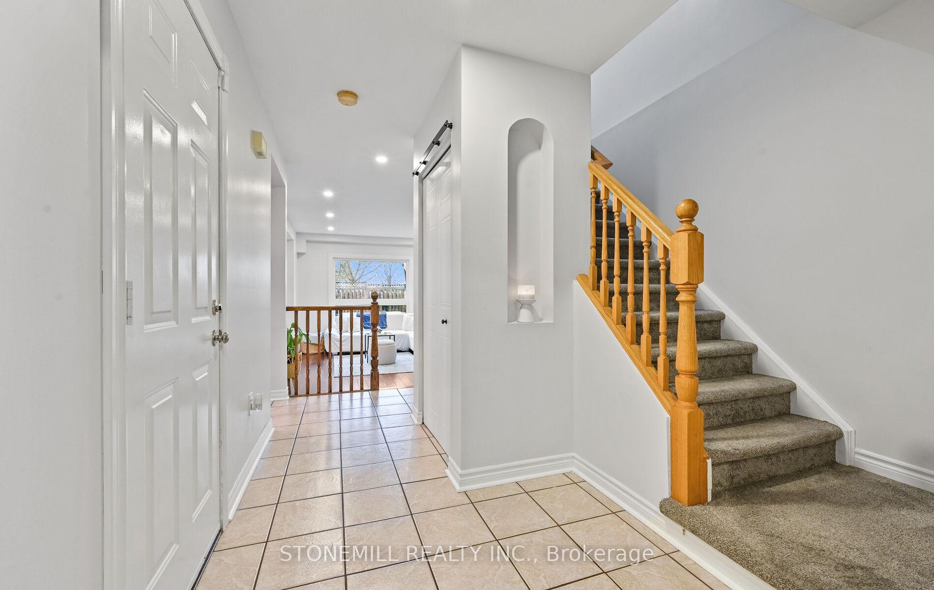 140 Mcmeeken Drive, Cambridge — photo 5 of 5
