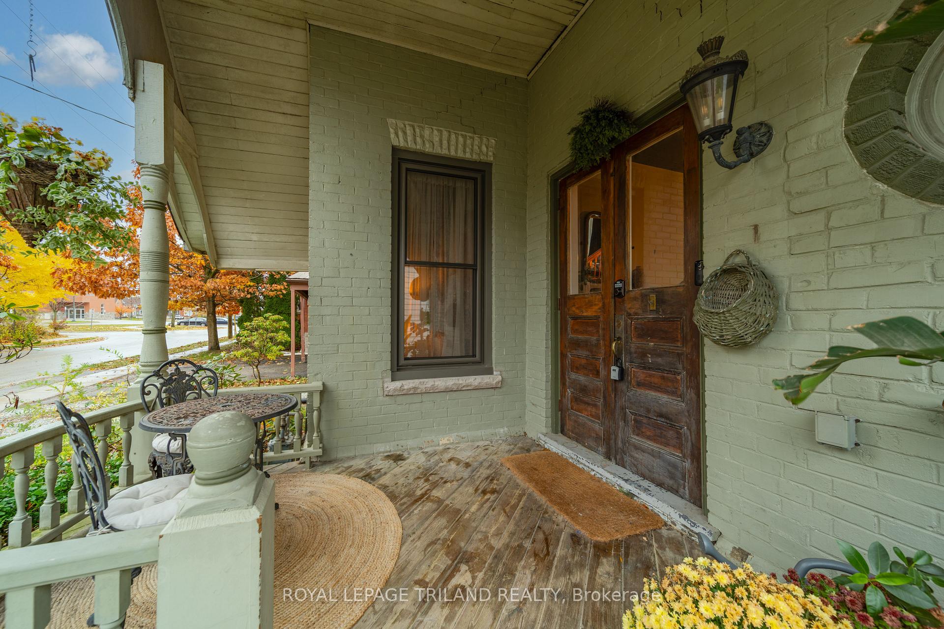 34 Gladstone Avenue, St. Thomas — photo 3 of 5