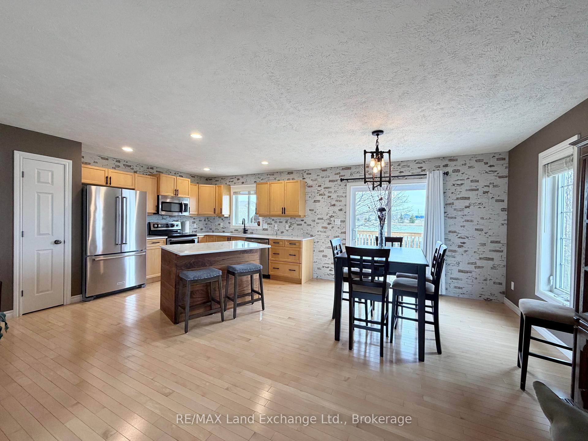 161 STICKEL Street, Saugeen Shores — photo 5 of 5