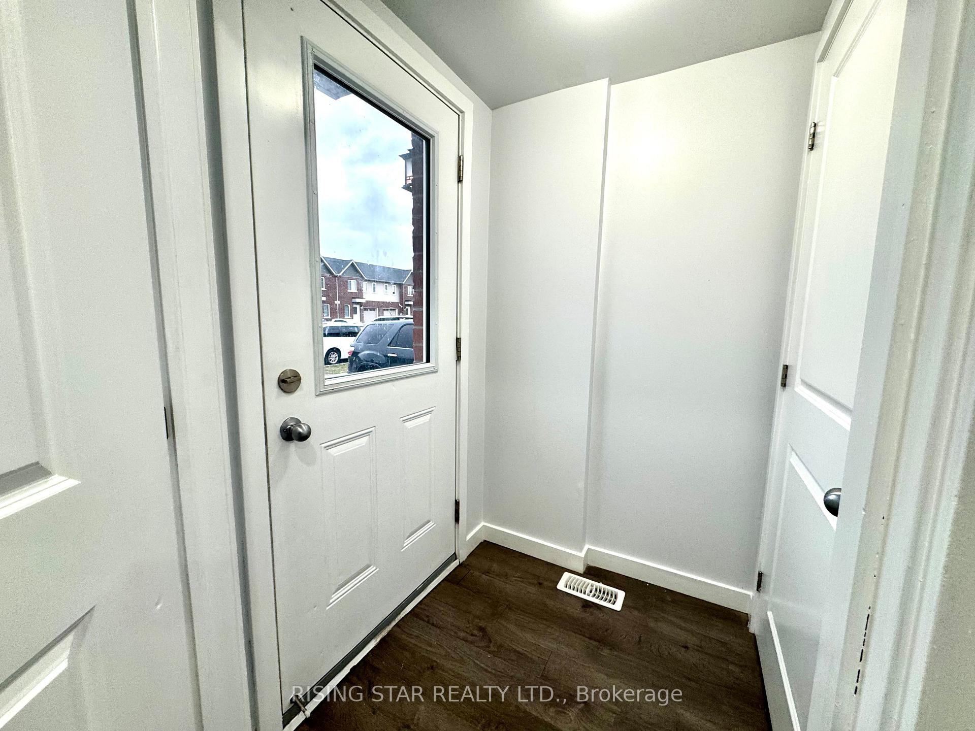 403 Chaffey Street, Welland — photo 5 of 5