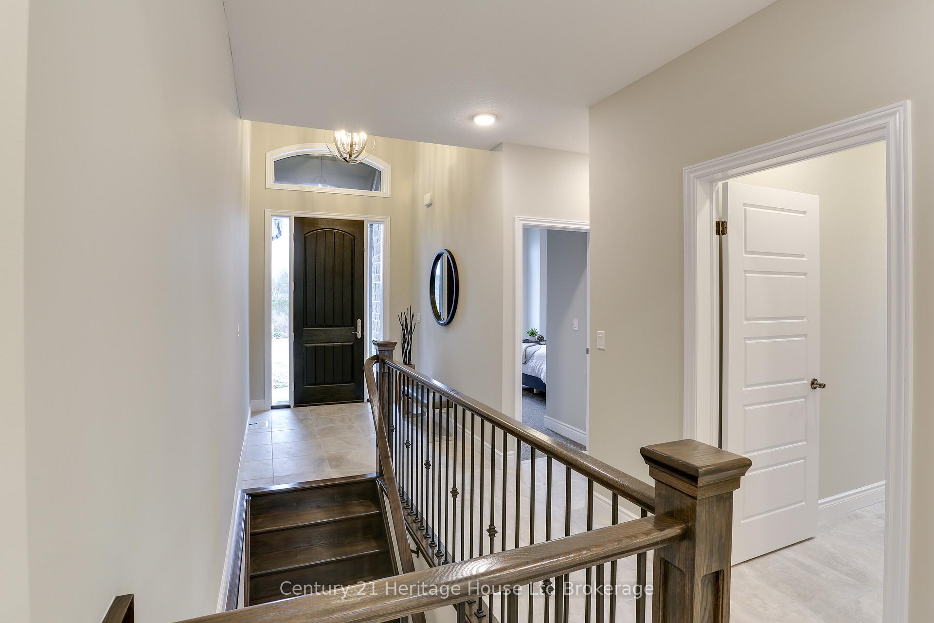 114 Beech Boulevard, Tillsonburg — photo 2 of 5