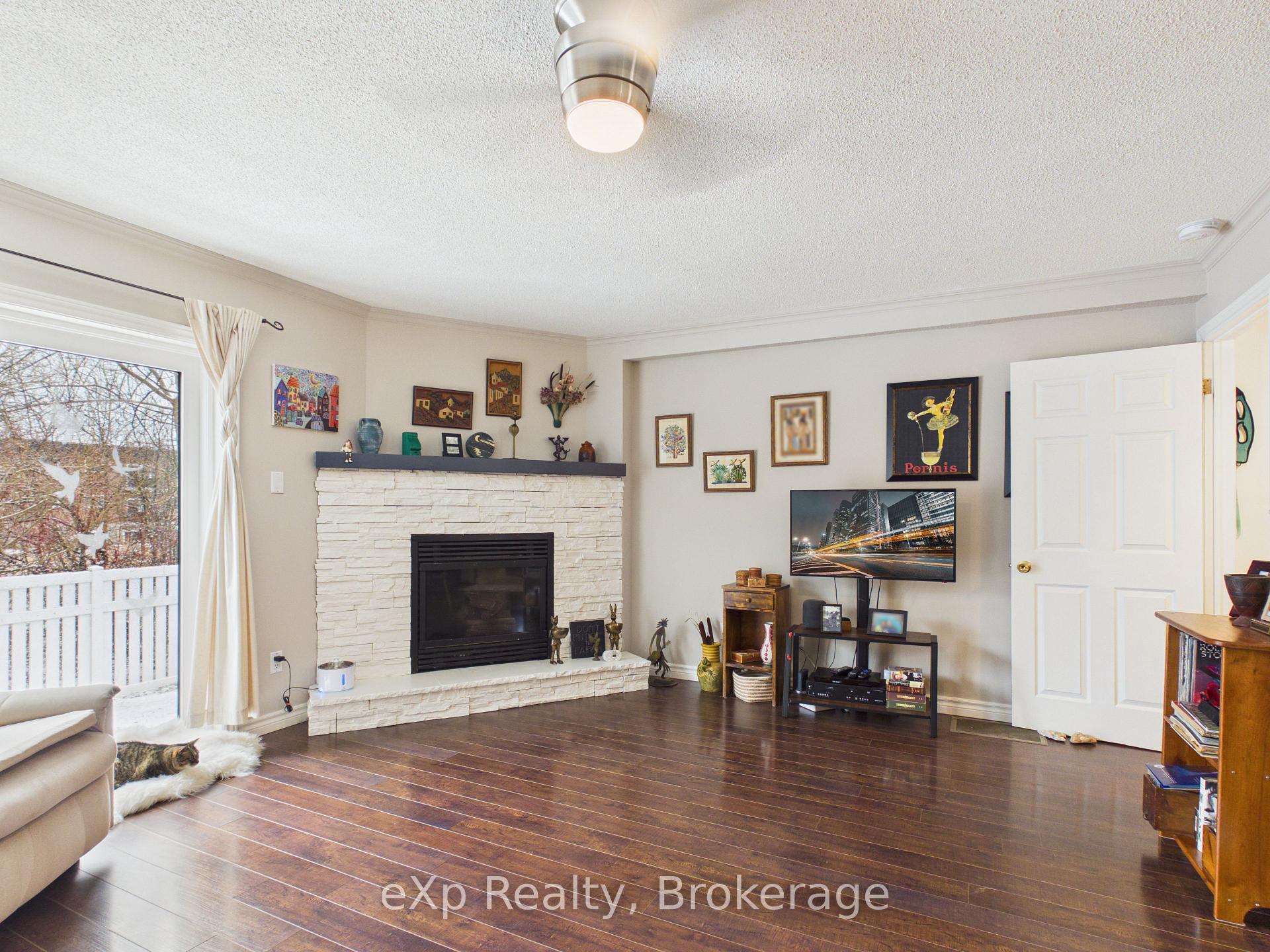 83 Victoria Street 2, Meaford — photo 2 of 5