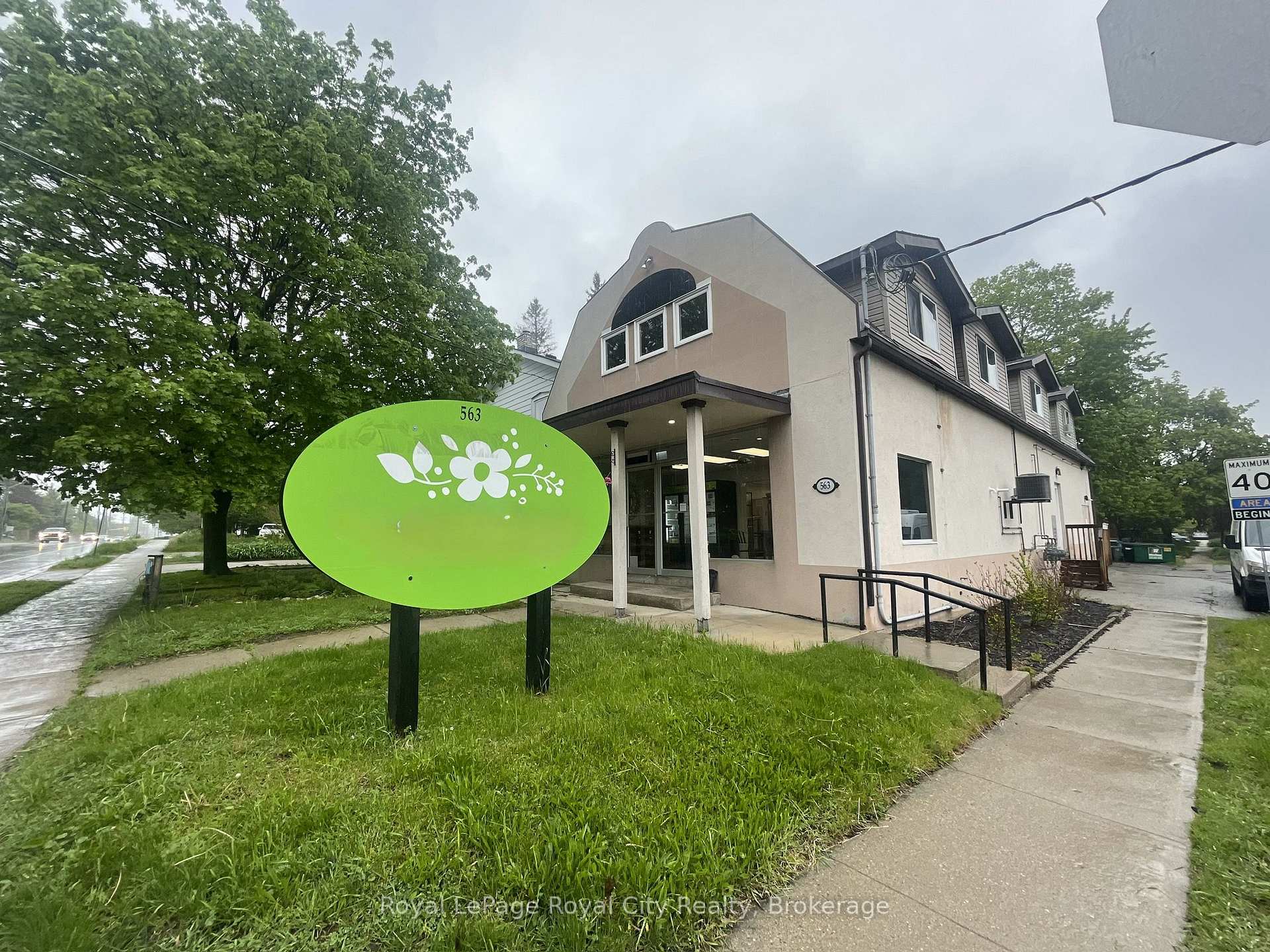 563 Woolwich Street Main Level, Guelph, ON N1H 3Y4