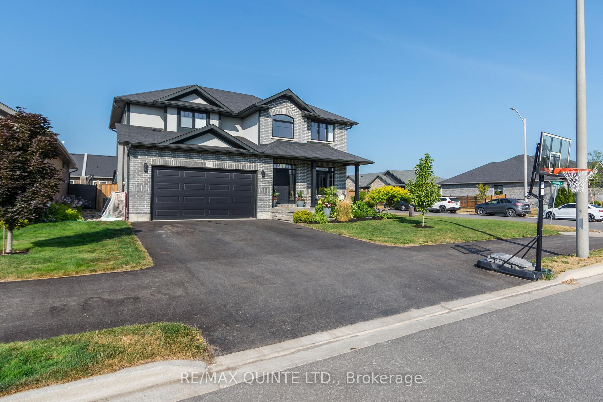 104 Hampton Ridge Drive, Belleville — photo 4 of 5