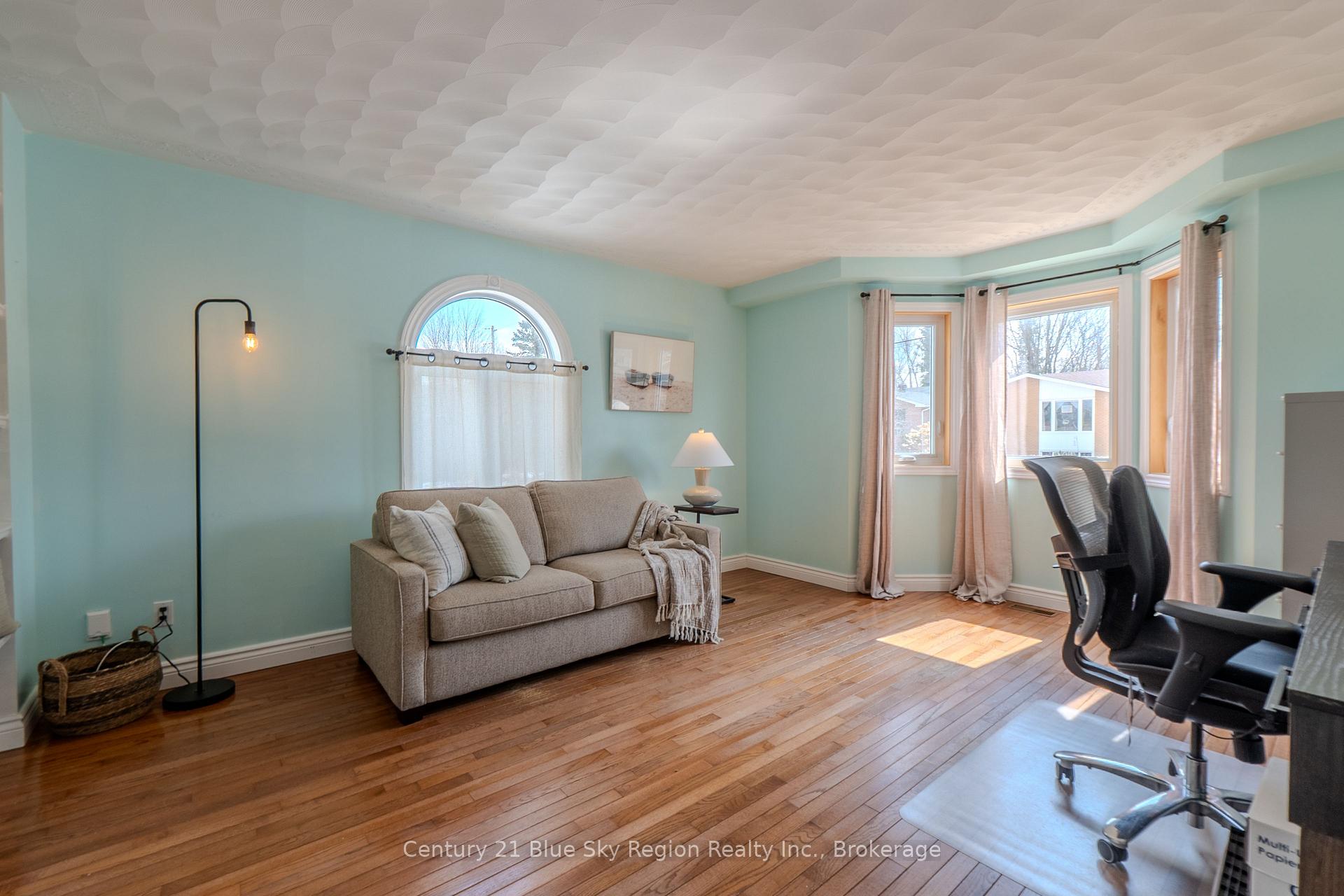 85 Shallot Crescent, North Bay — photo 5 of 5