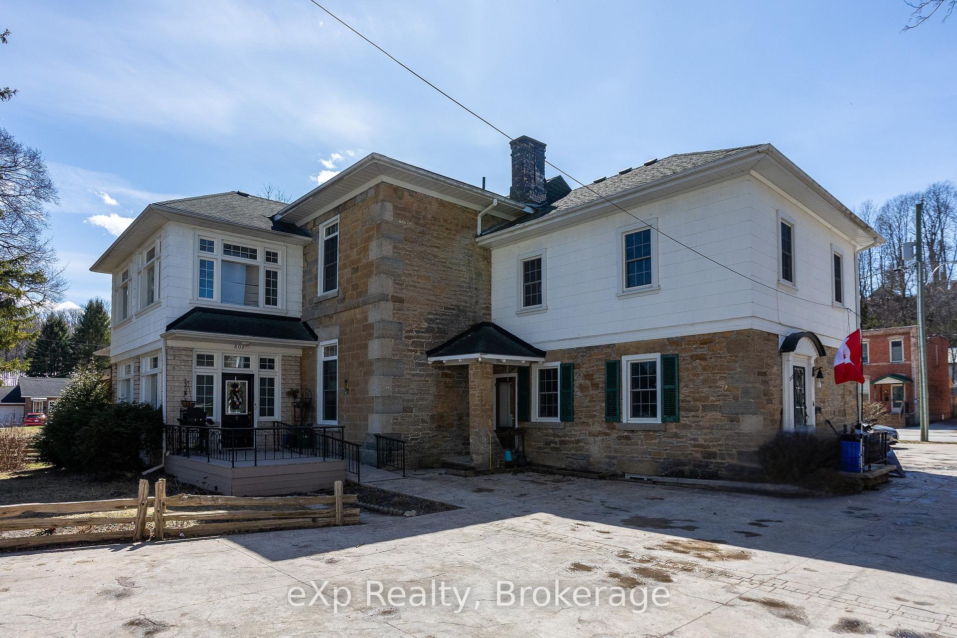805 3rd Avenue W, Owen Sound, ON N4K 4P4 — Owen Sound, Ontario