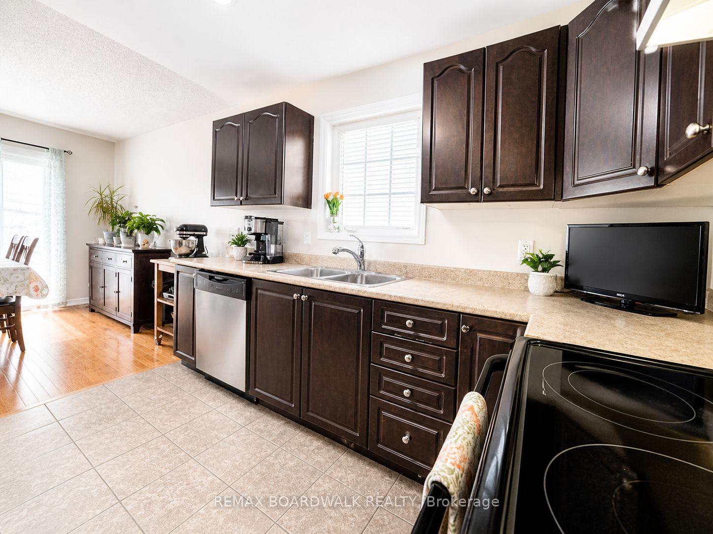 240 Eliot Street, Clarence-Rockland — photo 5 of 5