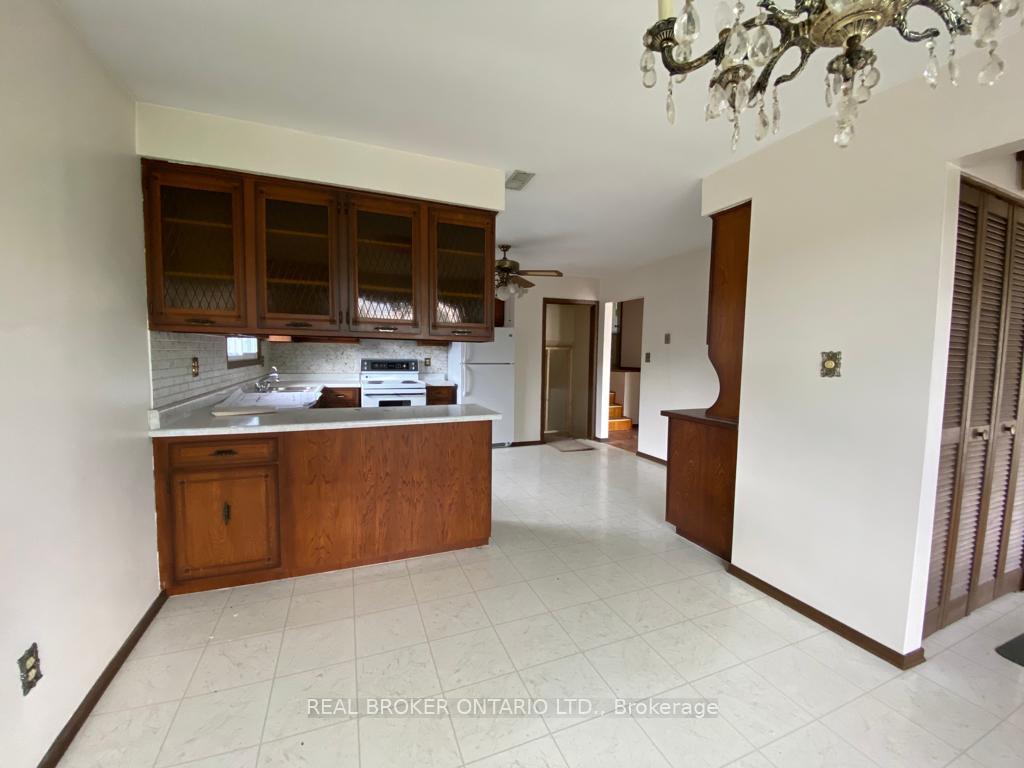 260 Bruce Street, Brantford — photo 3 of 5