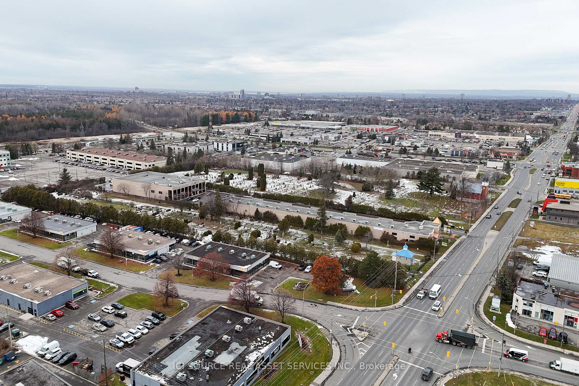 1884 Merivale Road 15 & 16, Tanglewood - Grenfell Glen - Pineglen, ON K2G 1E6