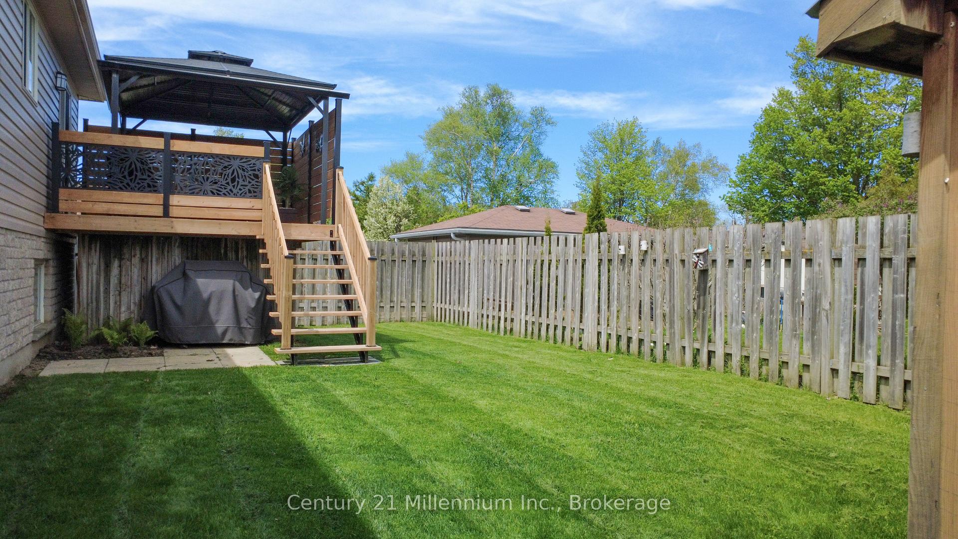 483 PEIRSON Avenue, Saugeen Shores — photo 4 of 5