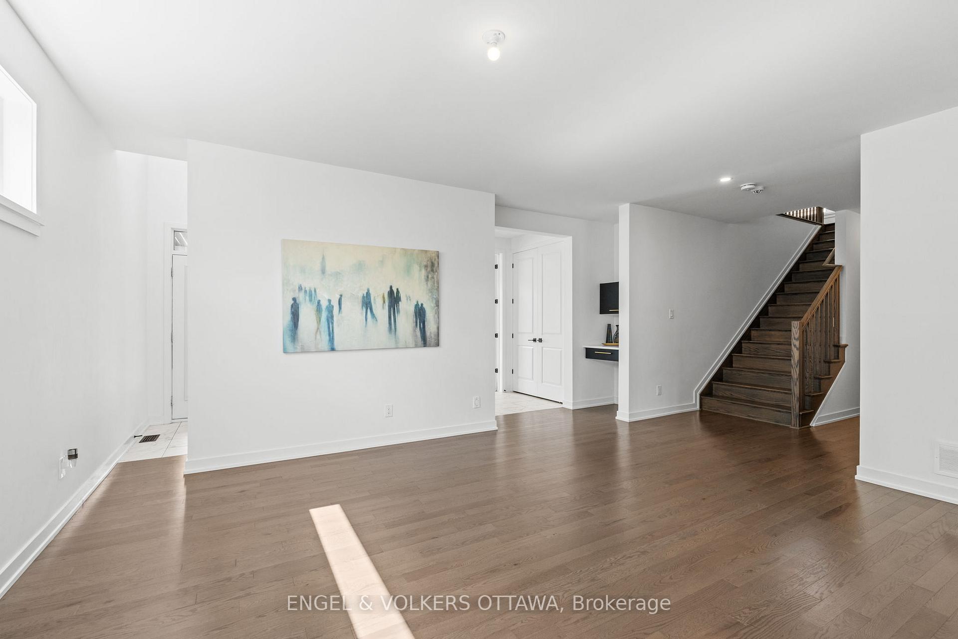 117 Orchestra Way, Blossom Park - Airport and Area — photo 4 of 5