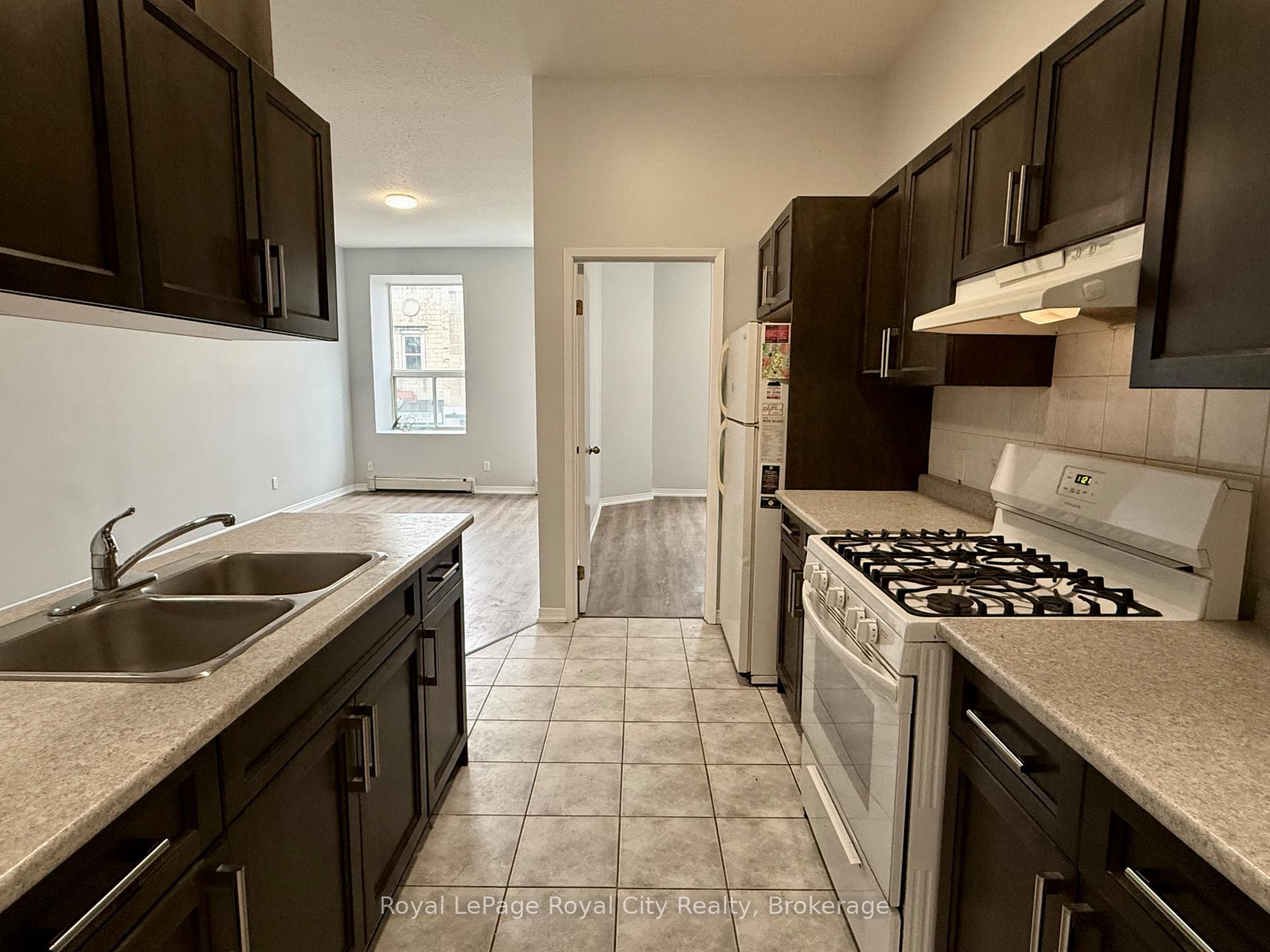 116 Wyndham Street N 1, Guelph, ON N1H 4E8