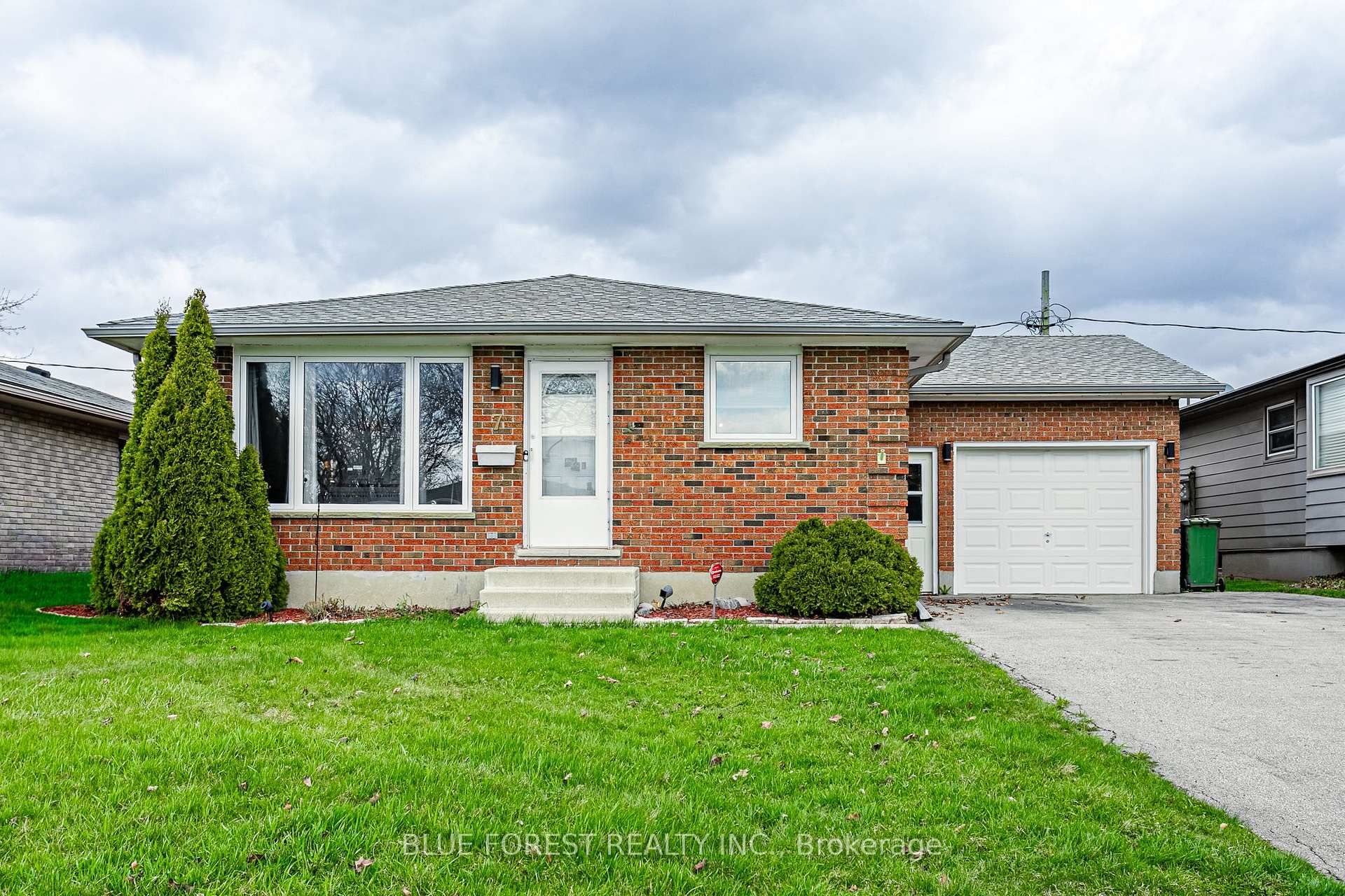 7 Raven Avenue, St. Thomas, ON N5R 5K8 — St. Thomas, Ontario