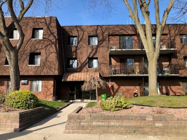 225 Campus Parkway 207, Chatham-Kent, ON N7L 4X2