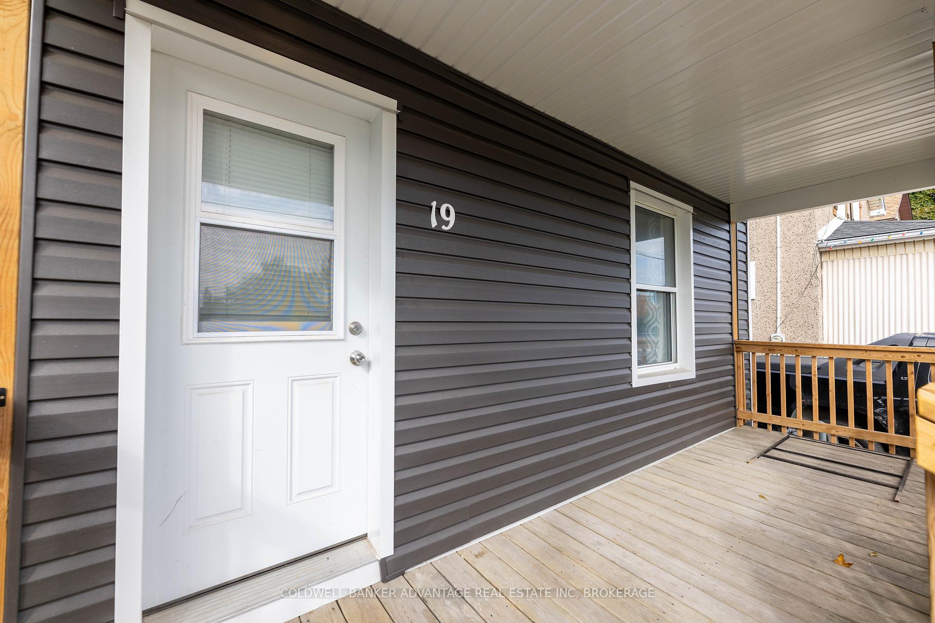 19 Duncan Street, Welland — photo 5 of 5