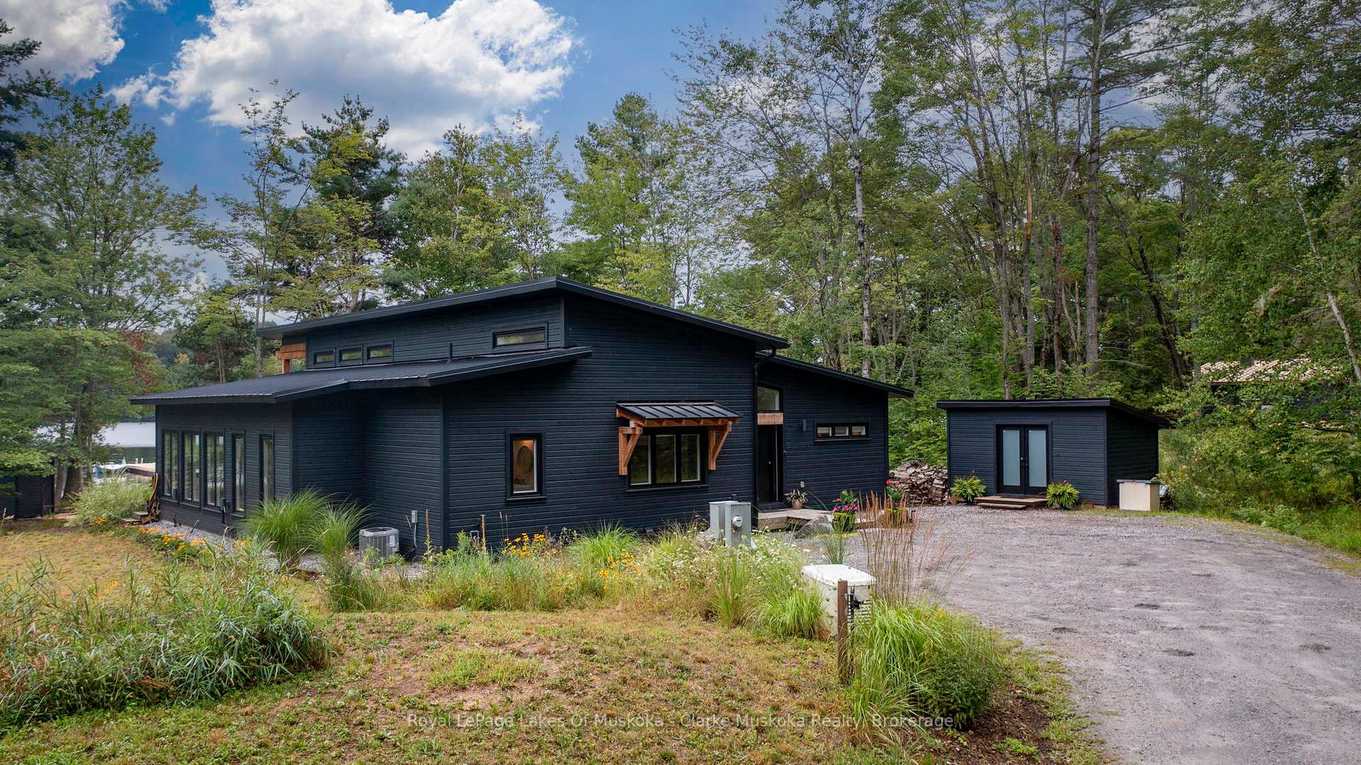 56 Blair Point Road, Seguin — photo 2 of 5