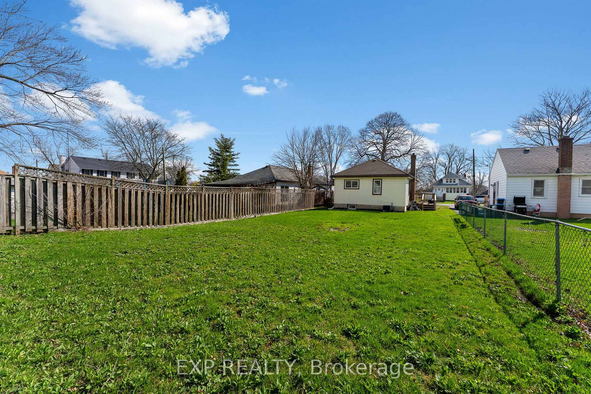152 High Street, Fort Erie — photo 3 of 5