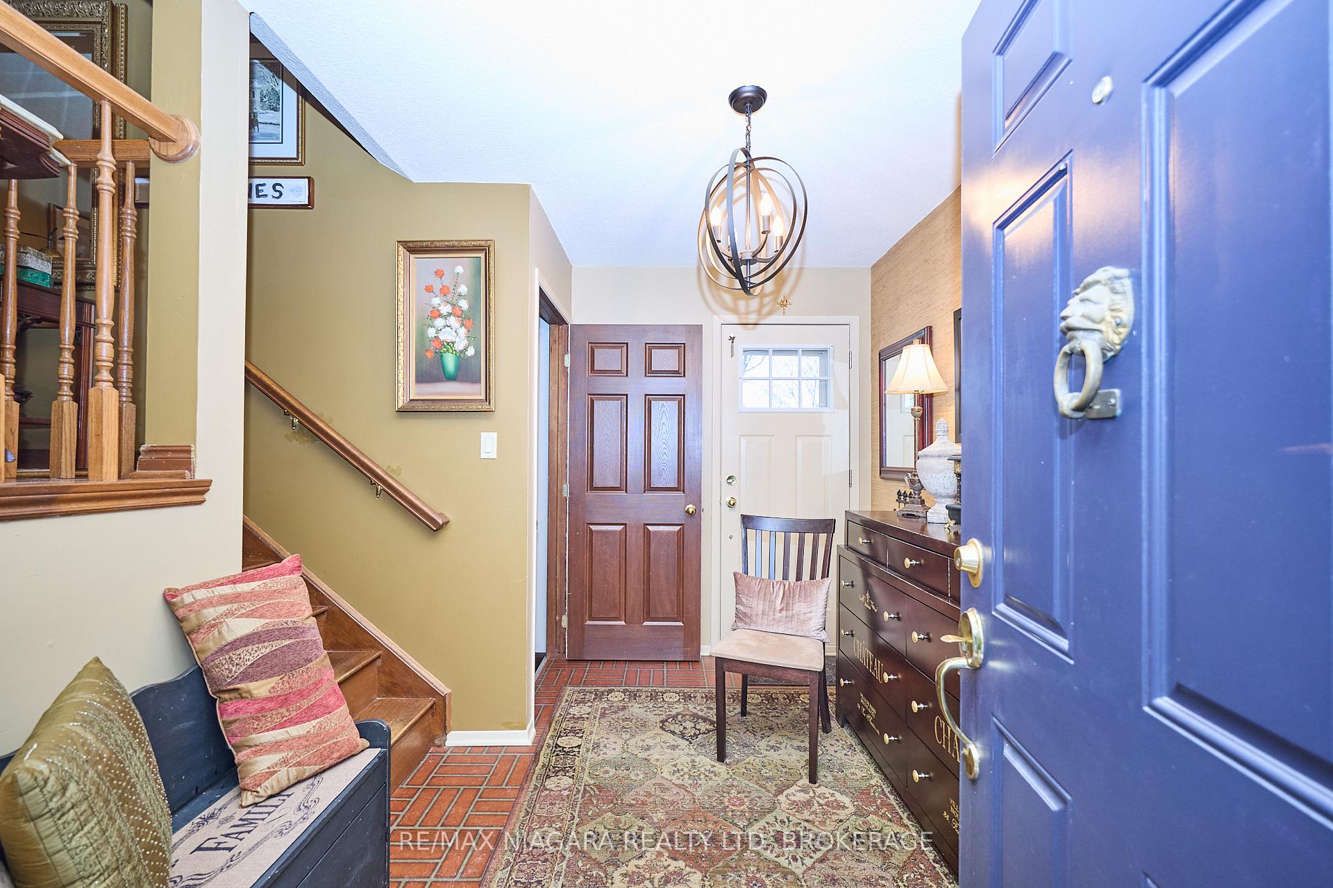 698 Buffalo Road, Fort Erie — photo 5 of 5