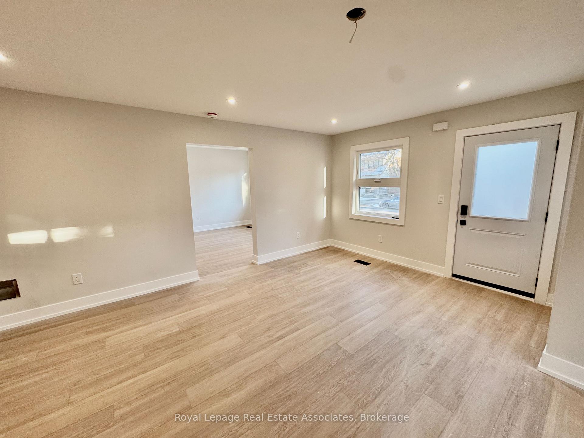 246 Marlborough Street Unit 1, Brantford, ON N3S 4T3 — Brantford, Ontario