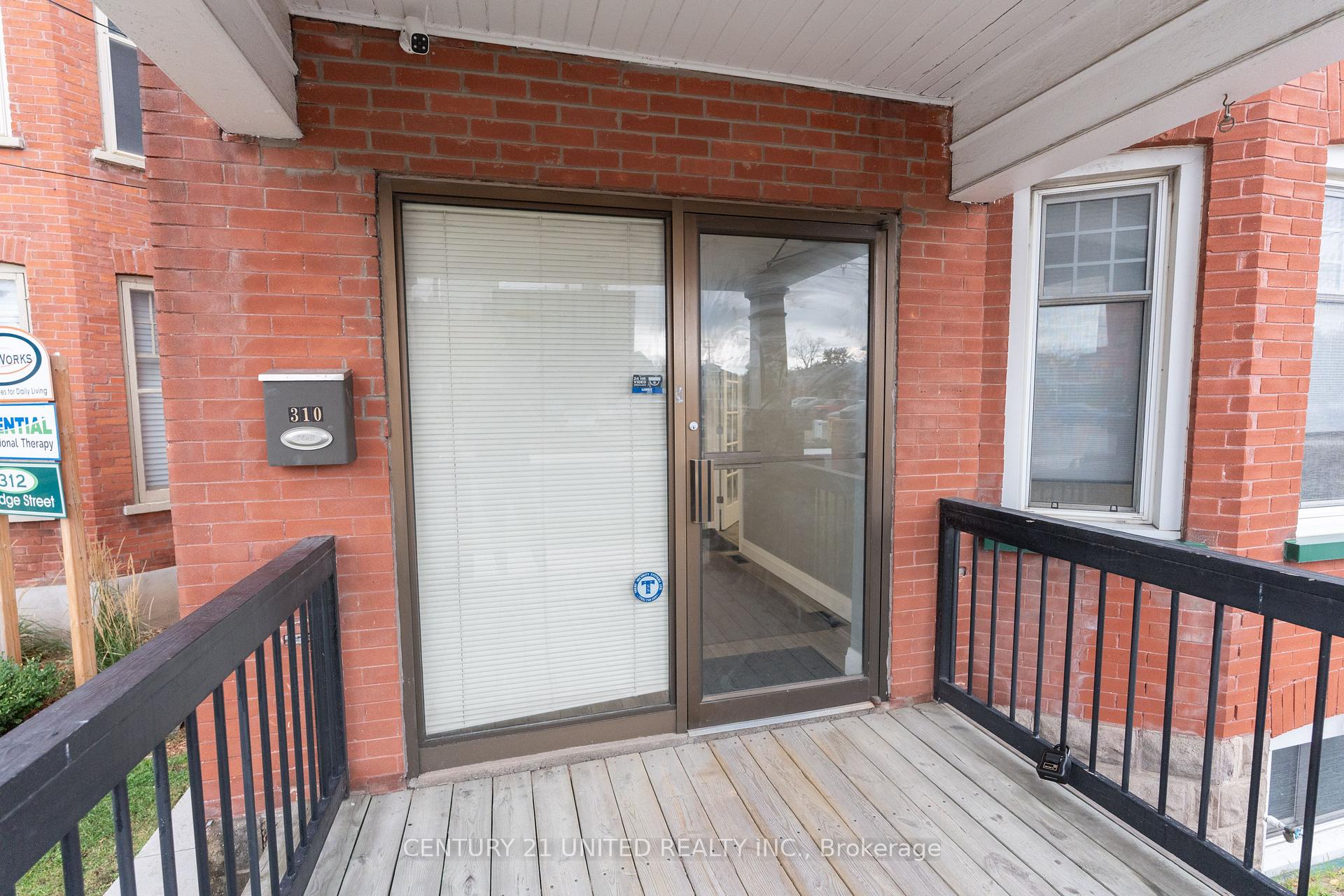 residential Property Image no.1