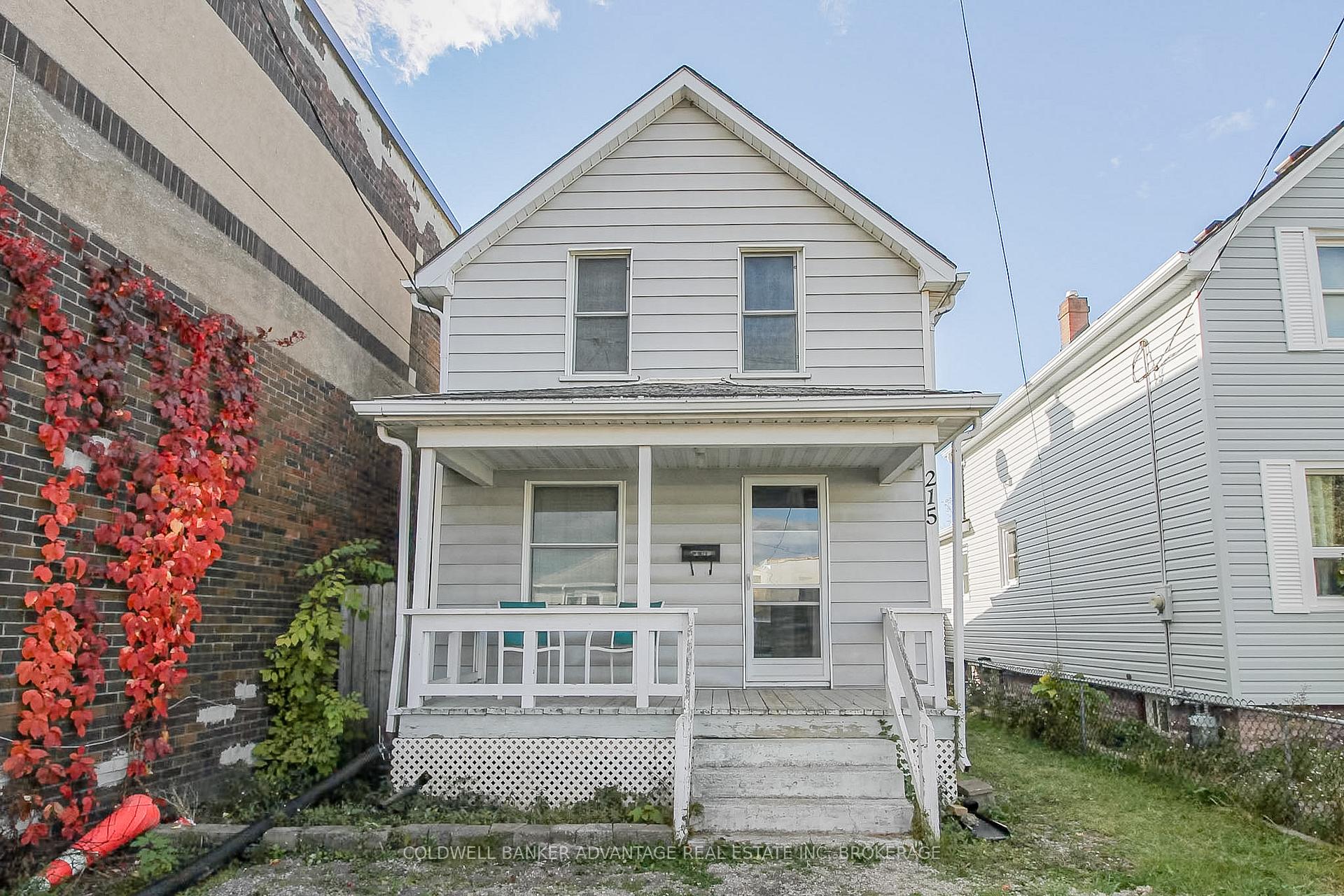 215 Burgar Street, Welland, ON L3B 2T3 — Welland, Ontario