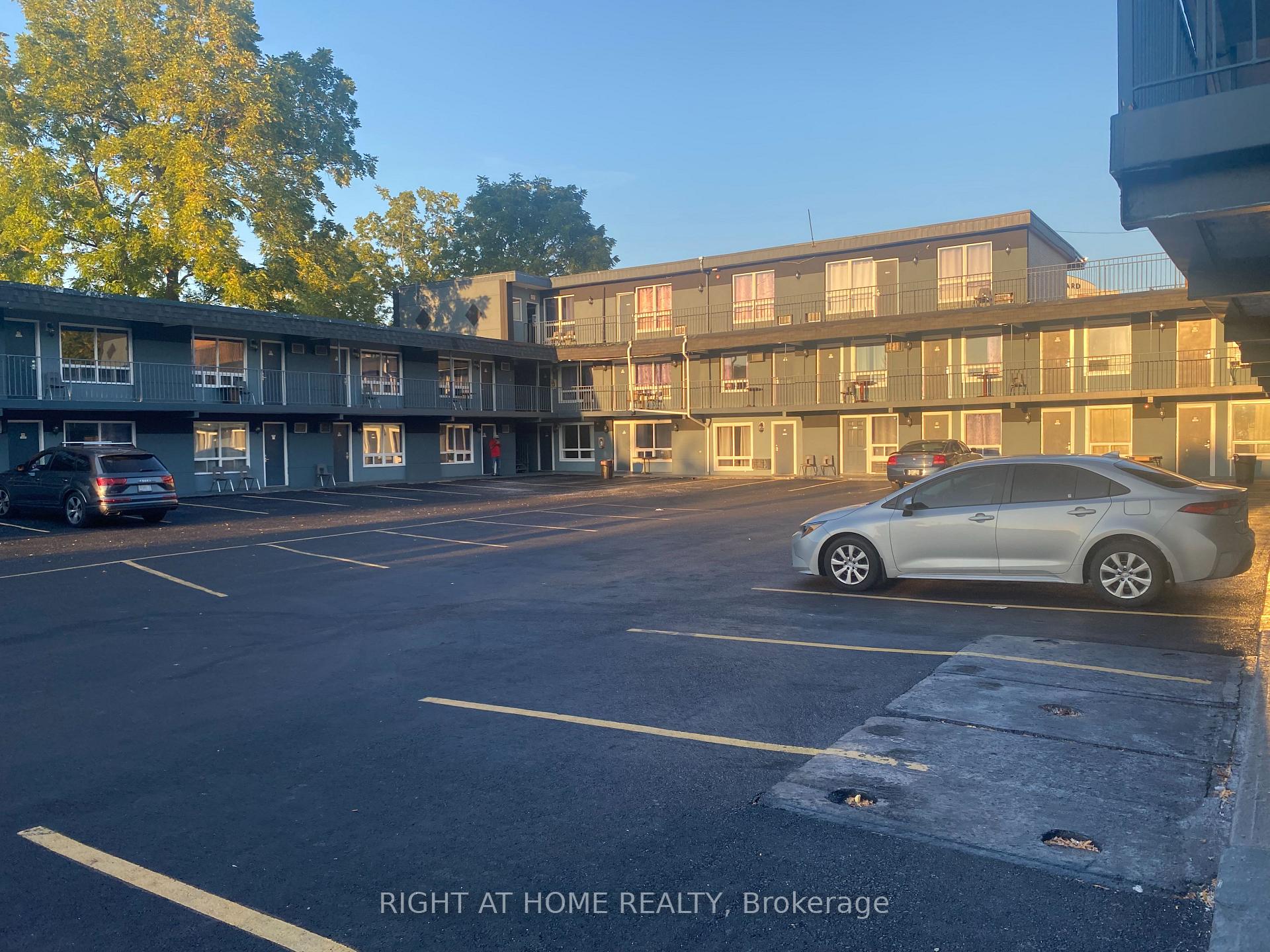 residential Property Image no.1