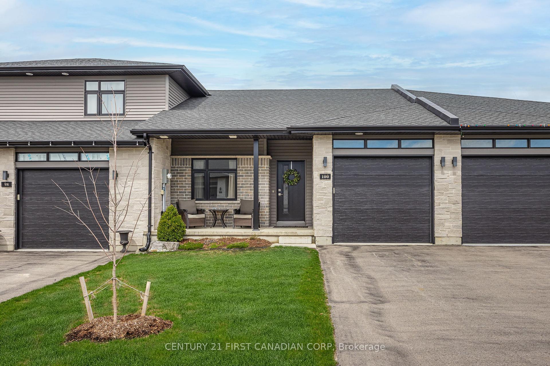 100 Rowe Avenue, South Huron, ON N0M 1S1 — South Huron, Ontario