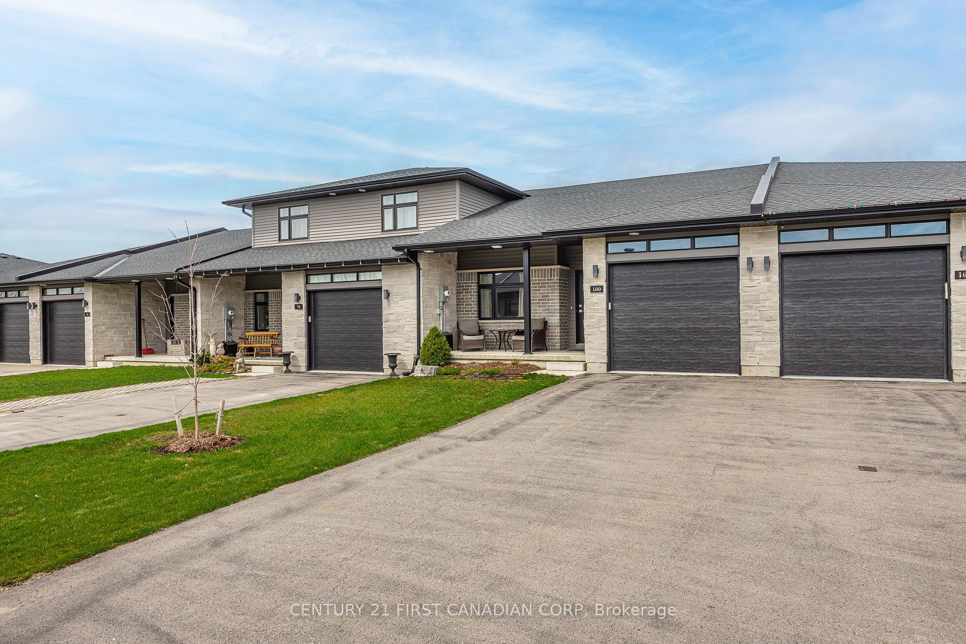 100 Rowe Avenue, South Huron — photo 3 of 5