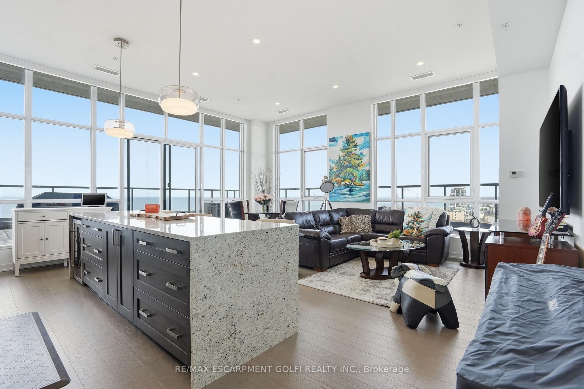 550 NORTH SERVICE Road 1504, Grimsby — photo 5 of 5
