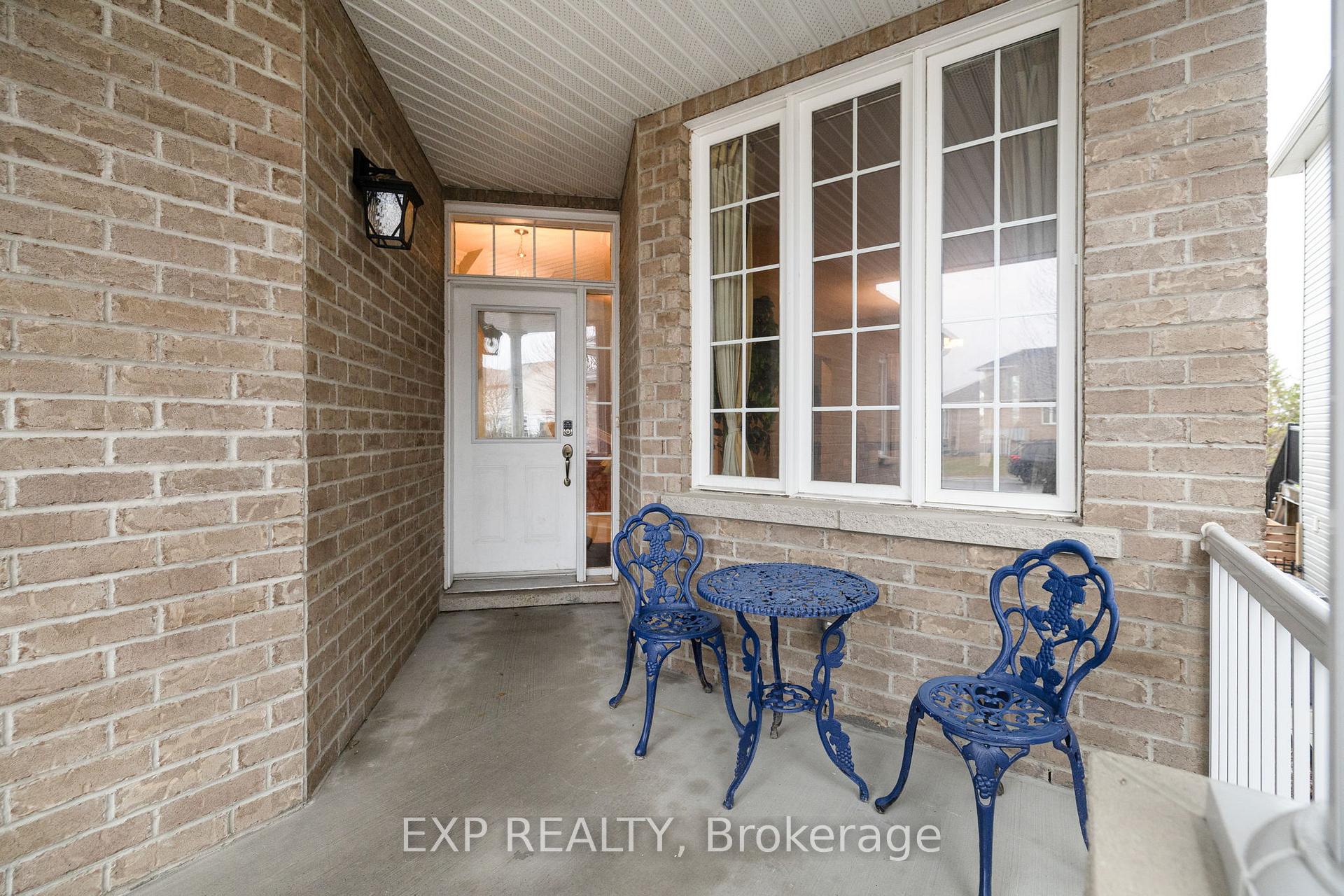 5 Bert Hall Street, Arnprior — photo 3 of 5