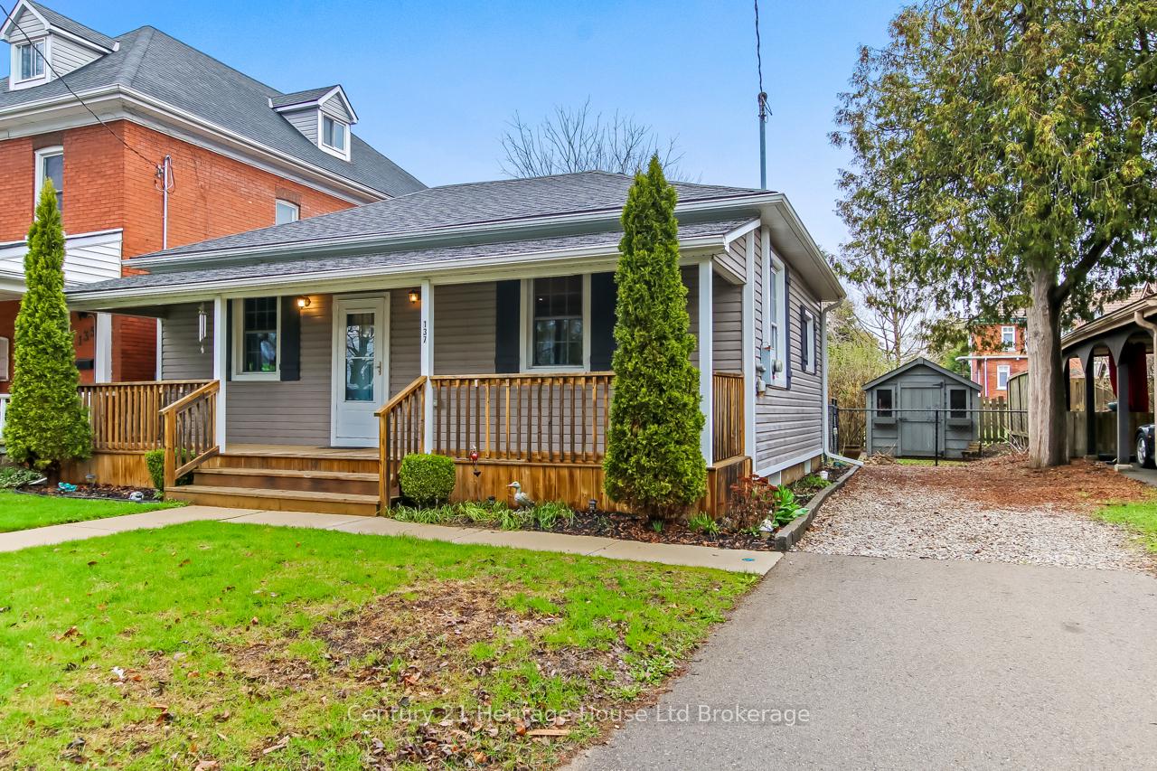 137 Wonham Street S, Ingersoll — photo 2 of 5