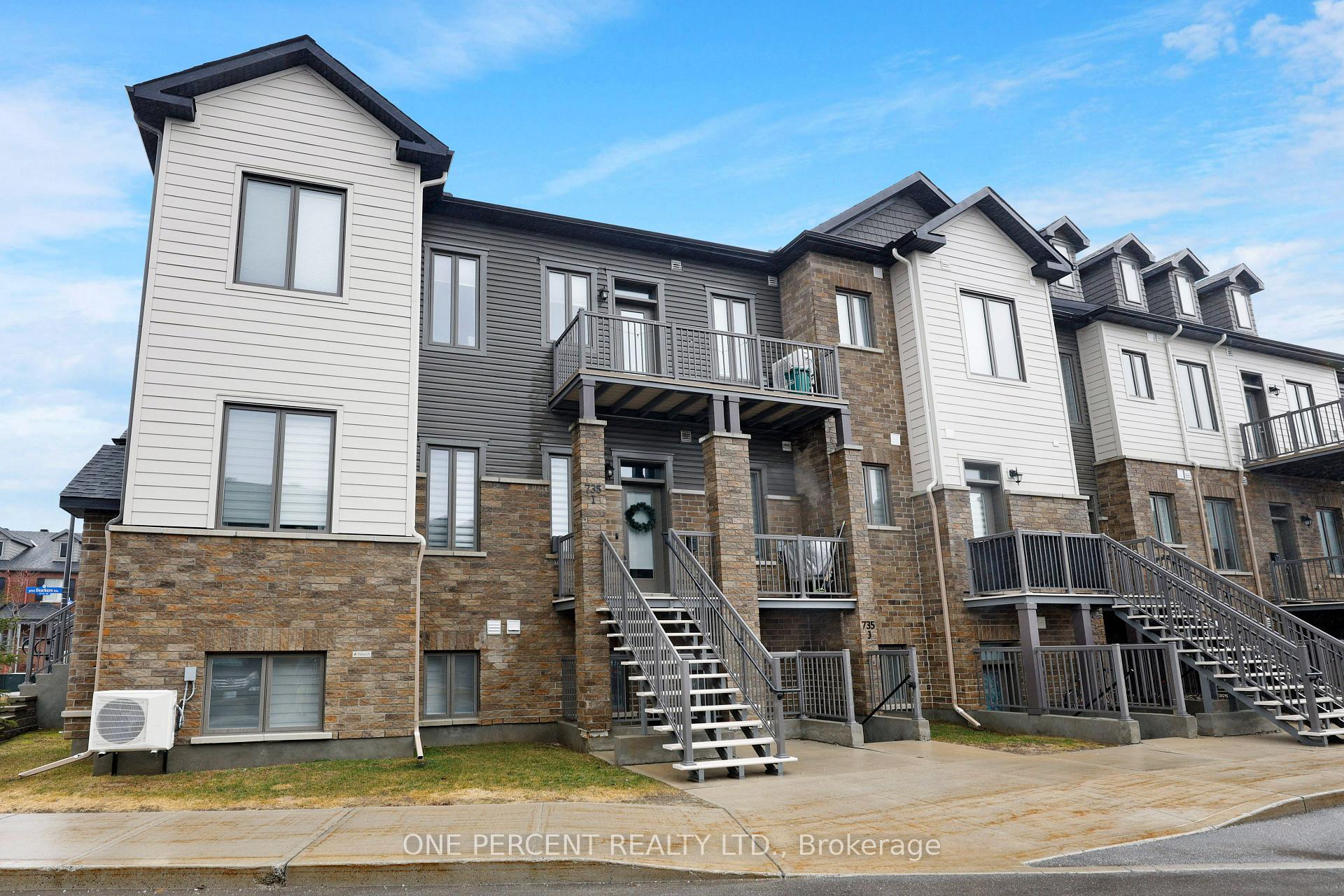 735 Dearborn Private I, Blossom Park - Airport and Area, ON K1T 0W3 — Blossom Park - Airport and Area, Ontario
