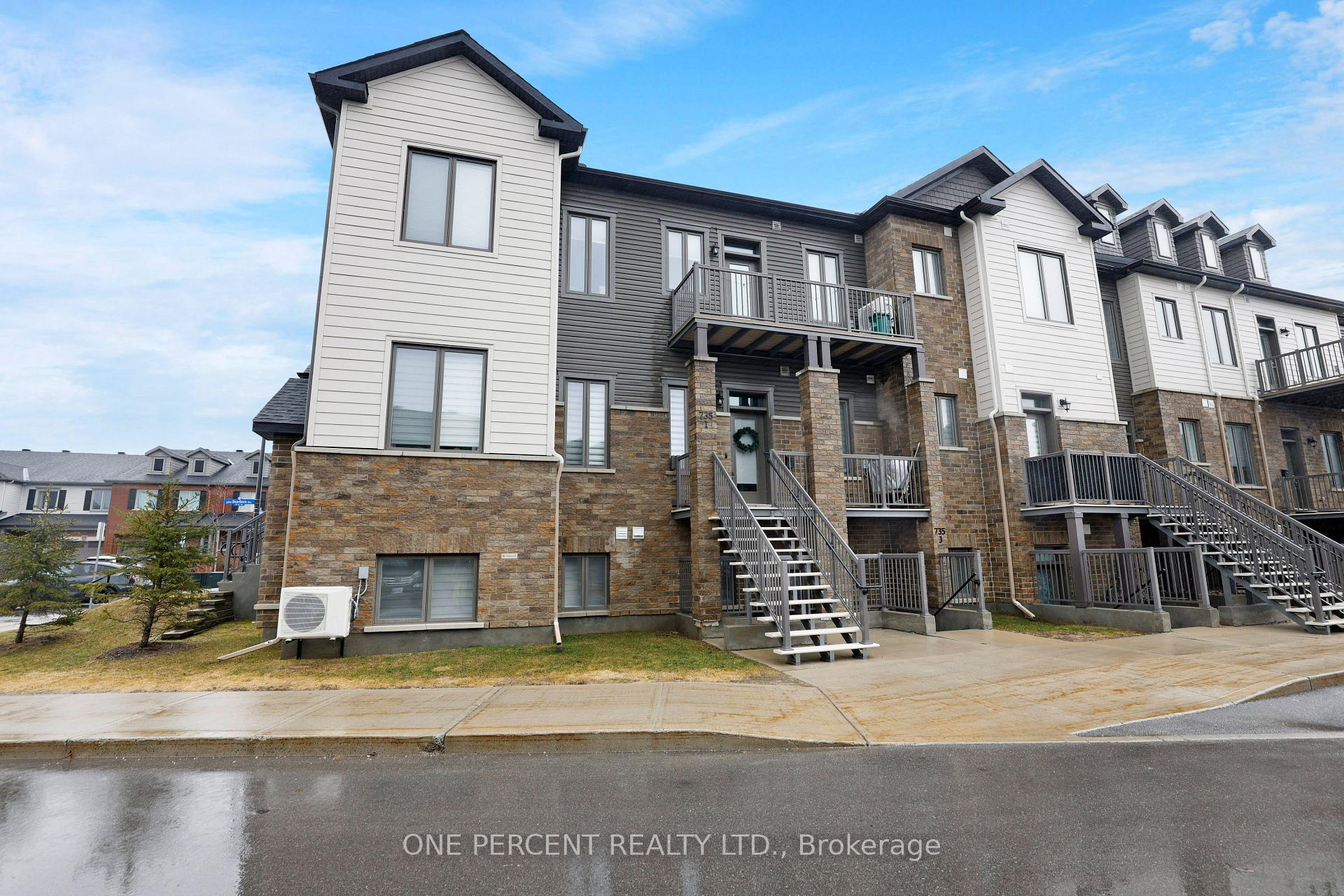 735 Dearborn Private I, Blossom Park - Airport and Area — photo 2 of 5