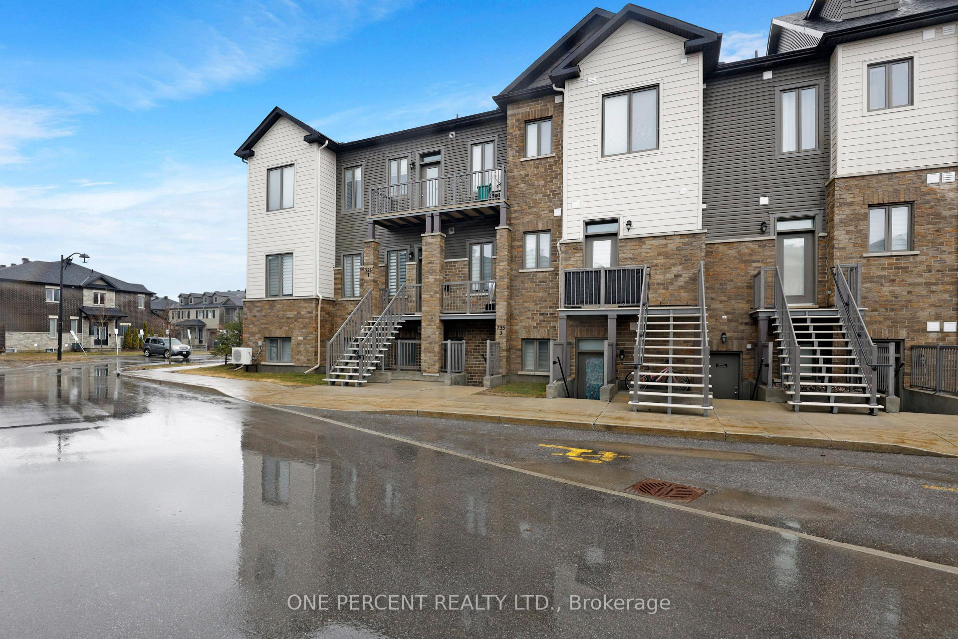 735 Dearborn Private I, Blossom Park - Airport and Area — photo 3 of 5