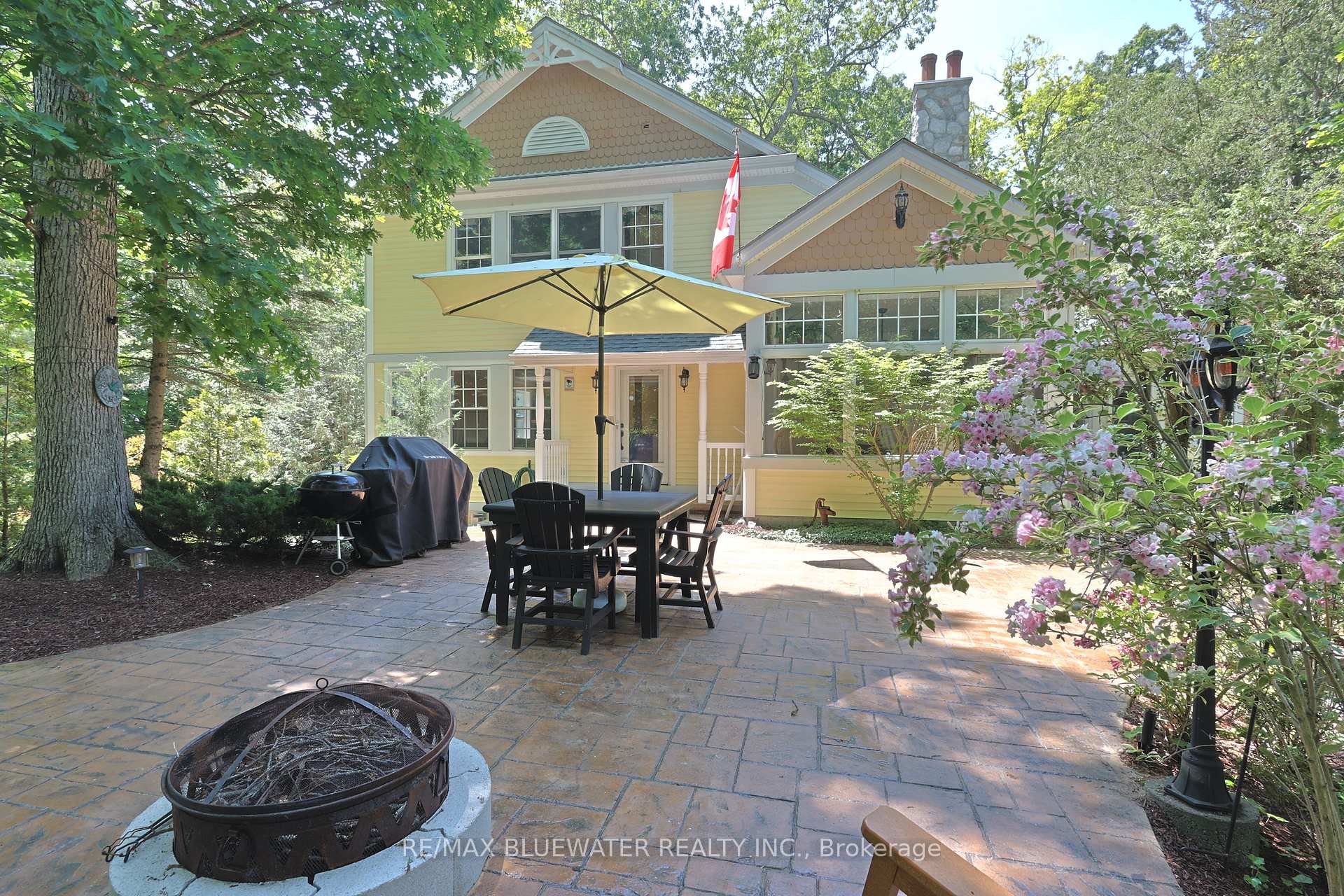 5 PHILLIP Street, South Huron, ON N0M 1T0 — South Huron, Ontario