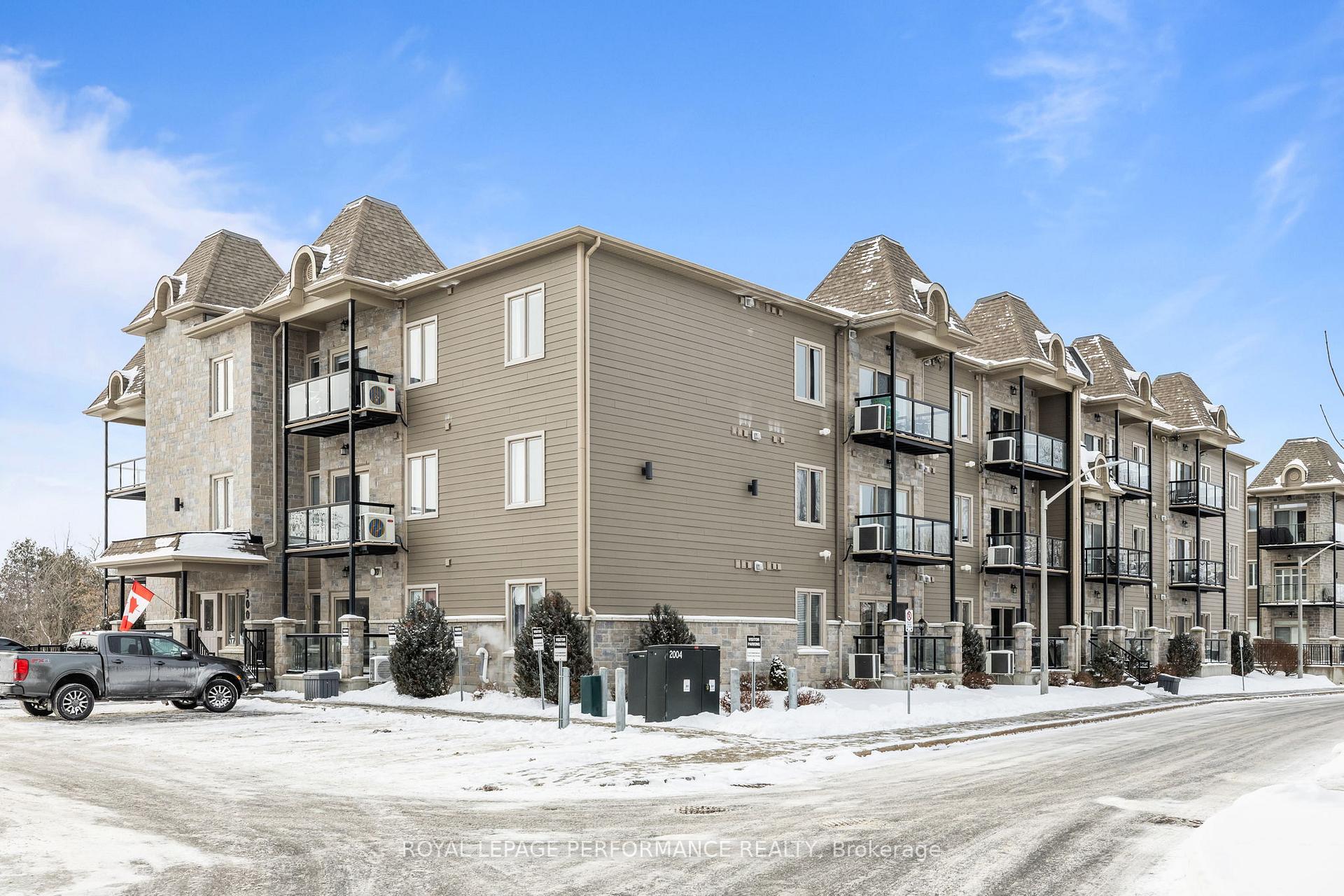 300 Solstice Crescent 205, Russell, ON K0A 1W0 — Russell, Ontario