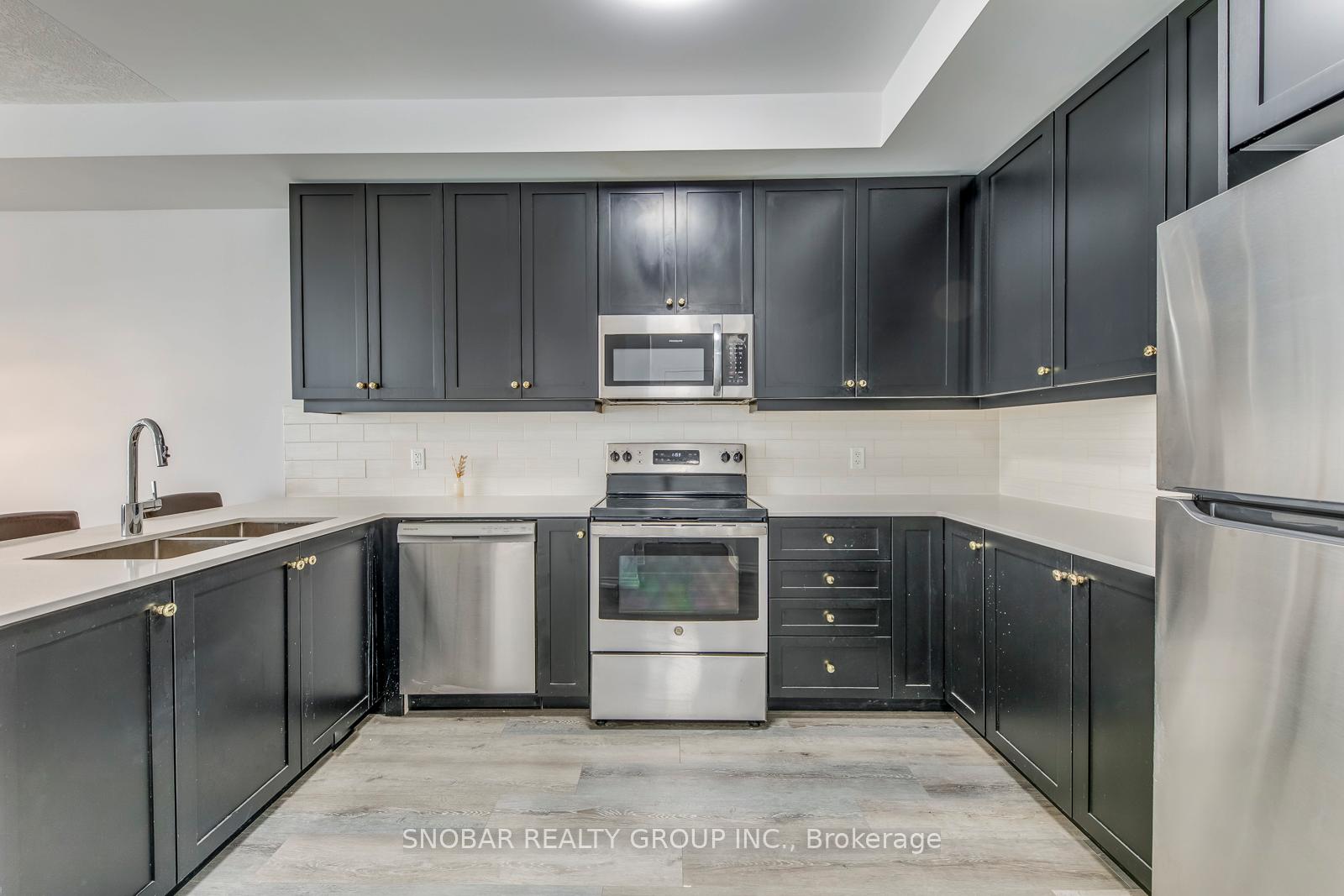 5000 Connor Drive 30, Lincoln — photo 3 of 5