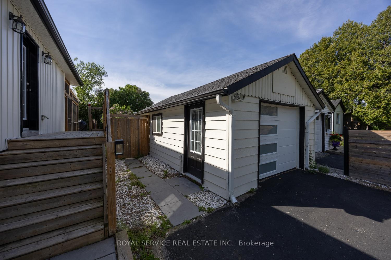 448 Boulton Street, Cobourg — photo 5 of 5