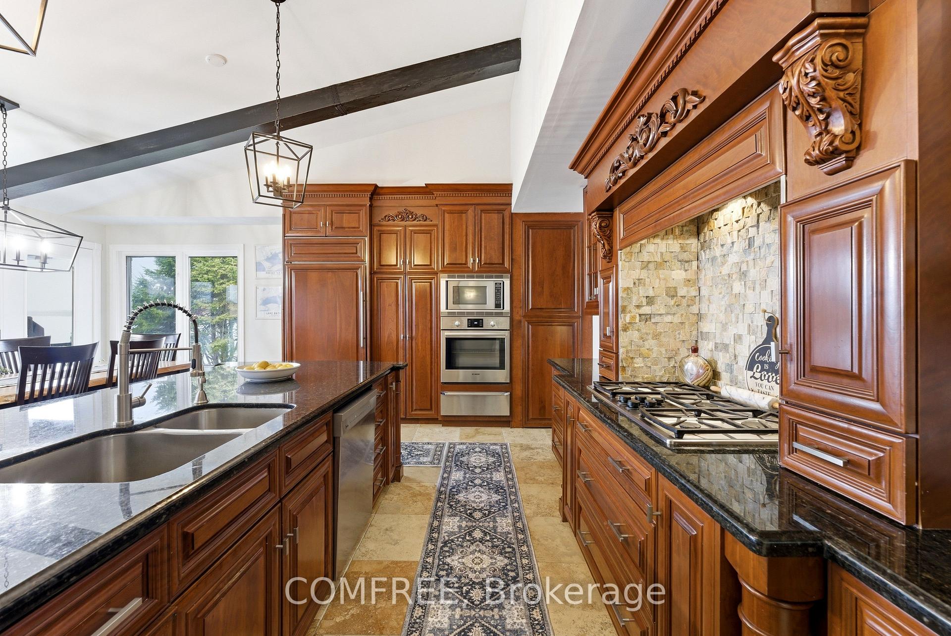7 Rogers Road, Brighton — photo 4 of 5