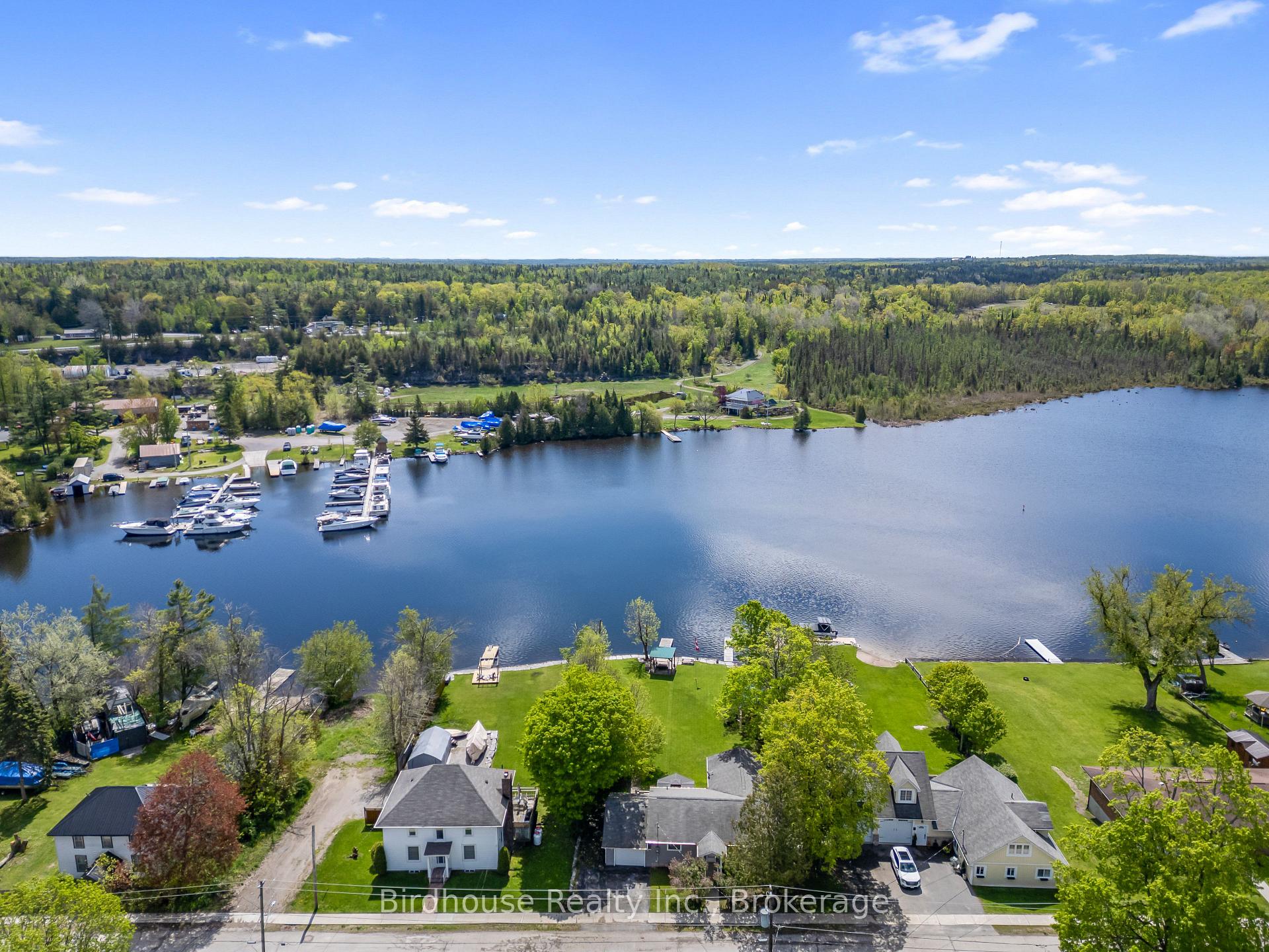 47 North Water Street, Kawartha Lakes — photo 2 of 5
