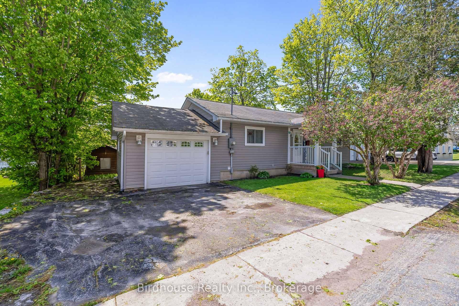47 North Water Street, Kawartha Lakes — photo 4 of 5