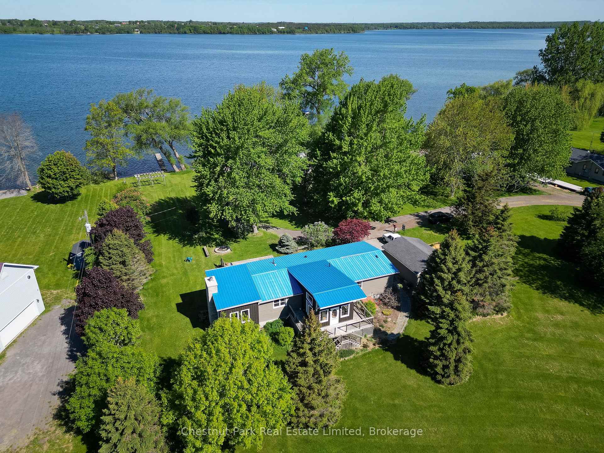 27 Carmans Lane, Prince Edward County — photo 3 of 5