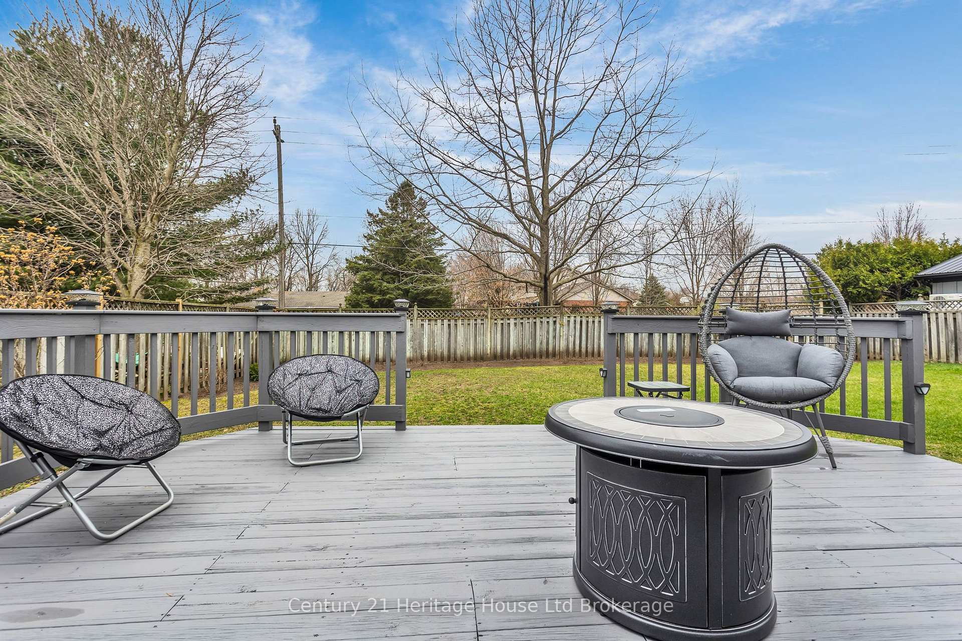 15 Gibson Drive, Tillsonburg — photo 5 of 5