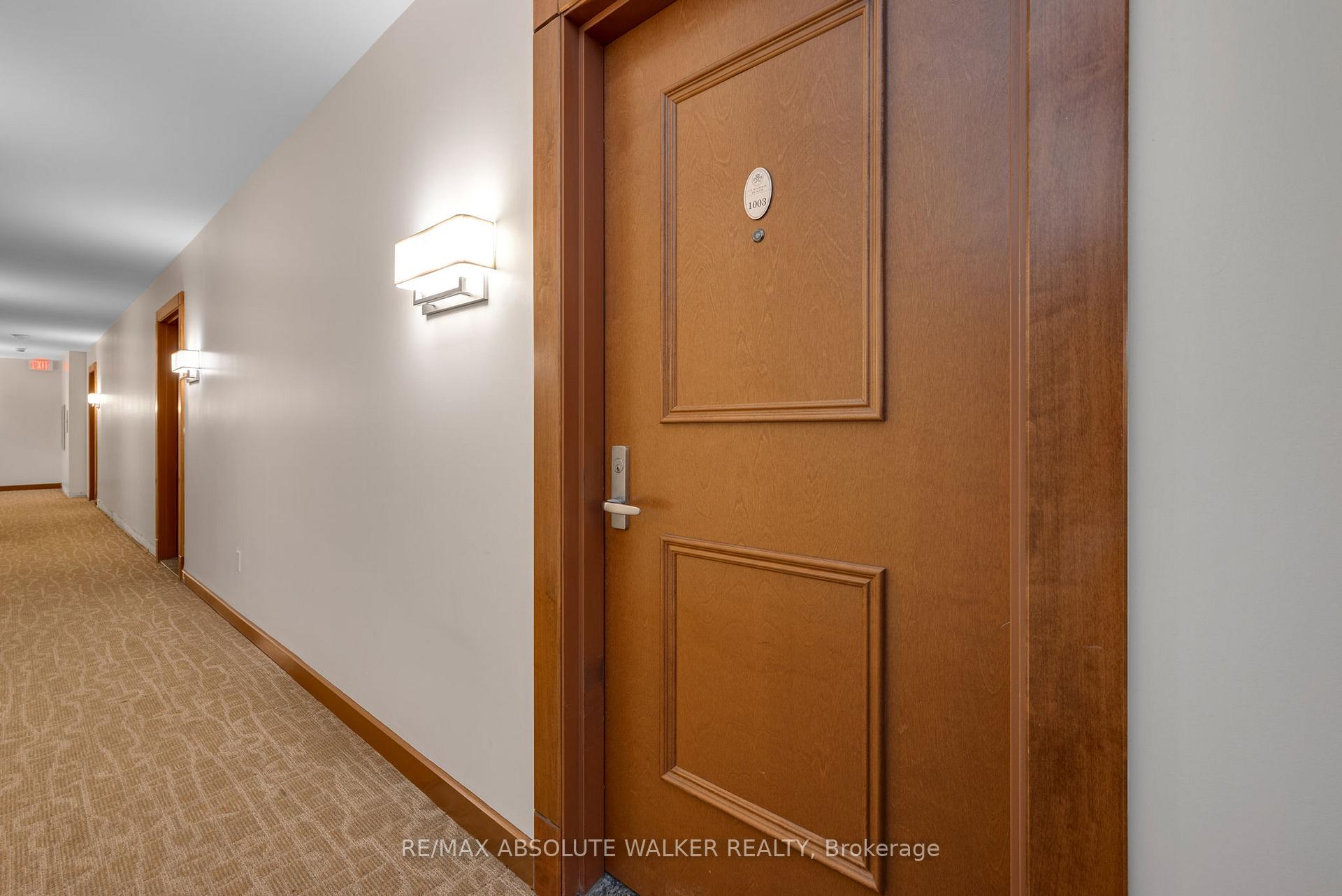 195 Besserer Street 1003, Lower Town - Sandy Hill — photo 3 of 5
