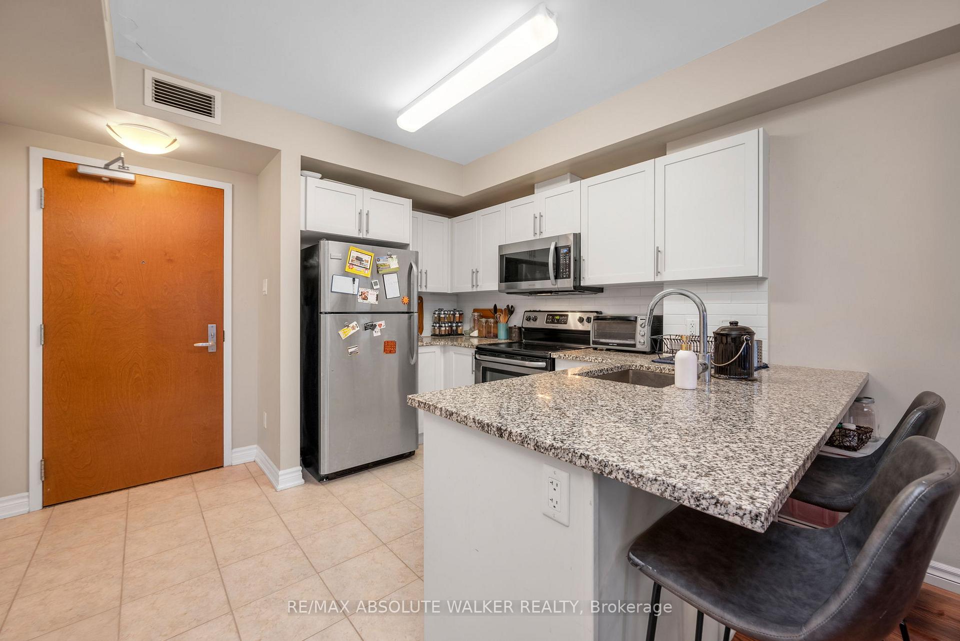 195 Besserer Street 1003, Lower Town - Sandy Hill — photo 5 of 5