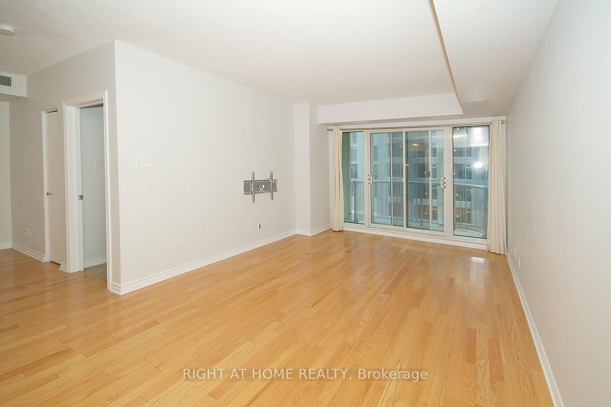 200 Rideau Street 702, Lower Town - Sandy Hill — photo 5 of 5