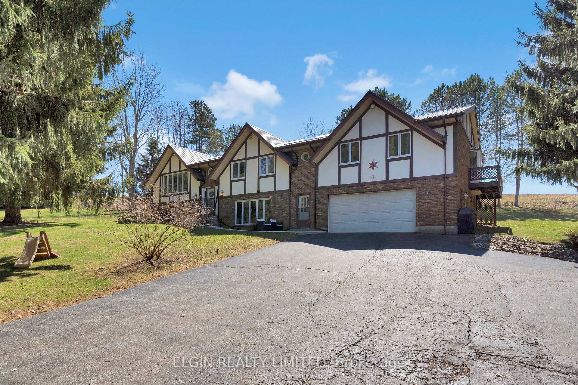 42549 Sparta Line, Central Elgin, ON N0L 2L0 — Central Elgin, Ontario