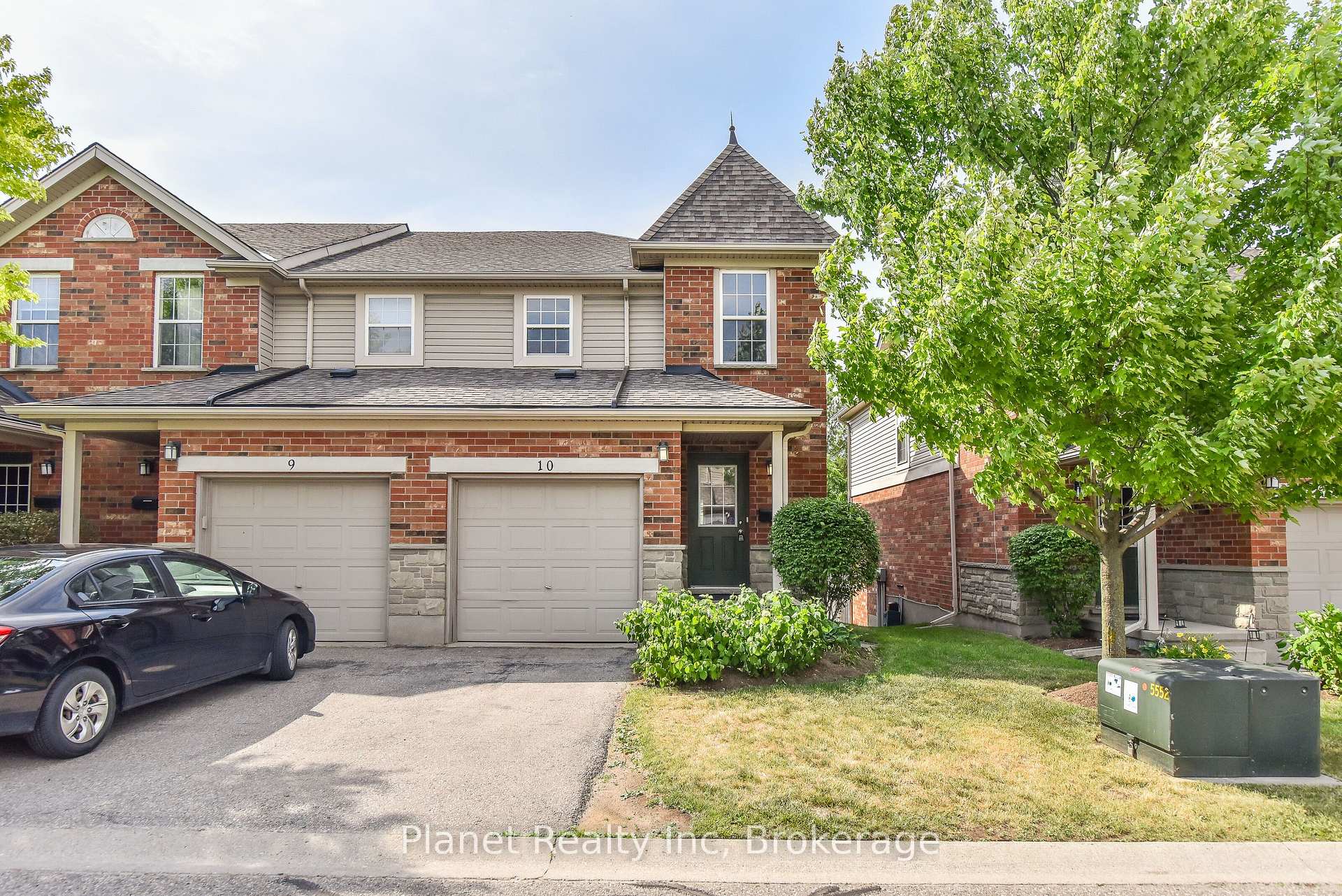 124 Gosling Gardens 10, Guelph, ON N1G 5K6