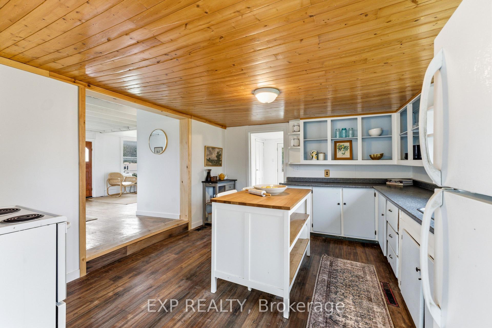 52 County 1 Road, Prince Edward County — photo 5 of 5