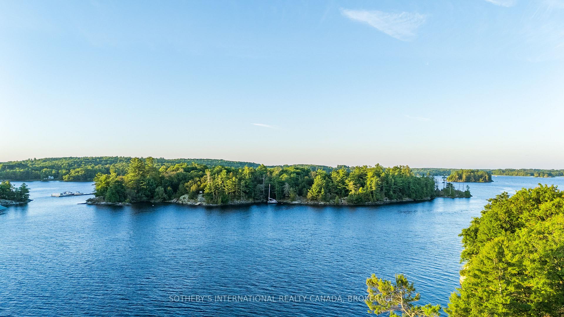 1 Dumfounder Island, Gananoque, ON K7G 2V4